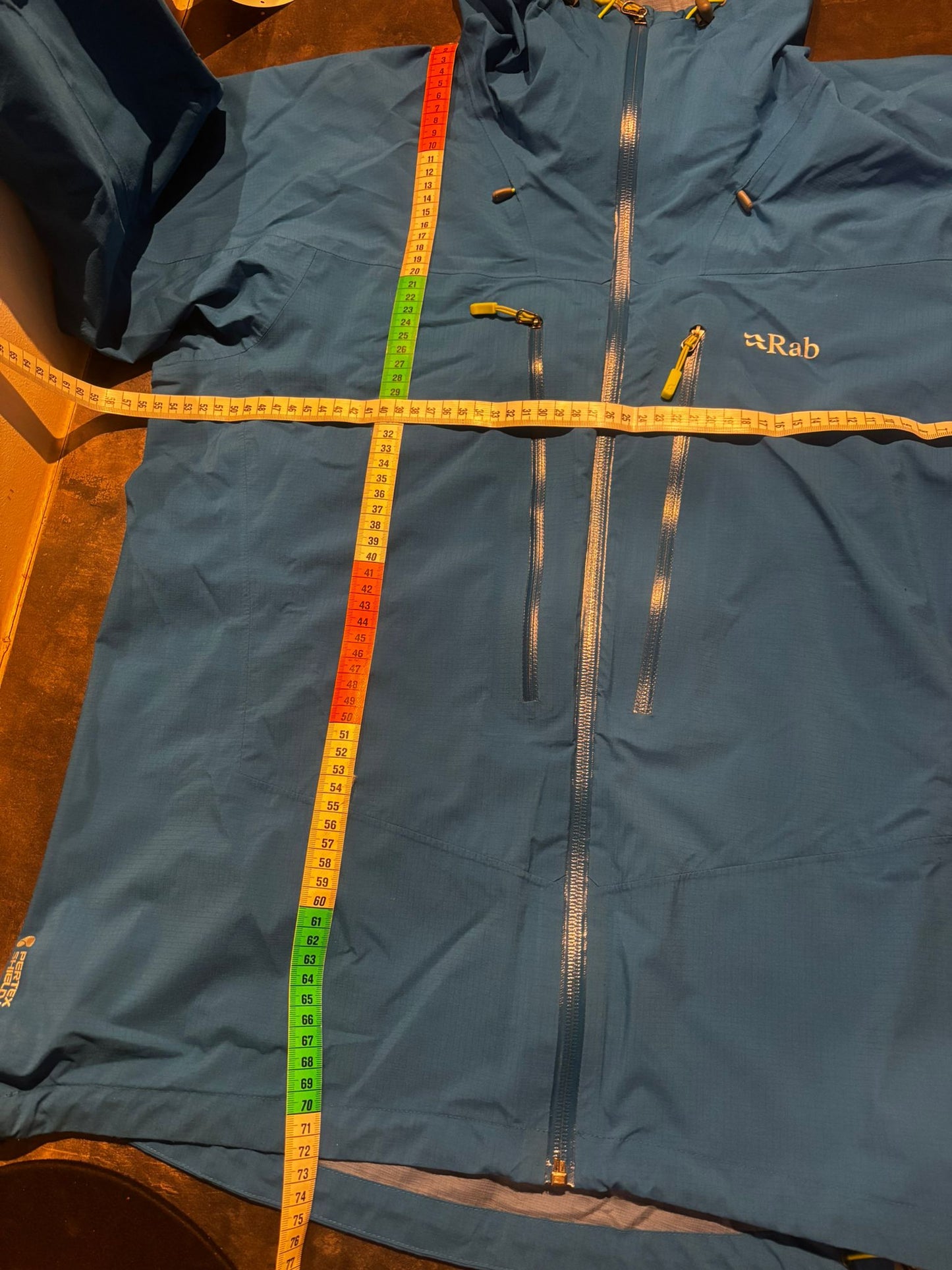 Ultraleichte Regenjacke von Rab (XL :52 Herren) blau