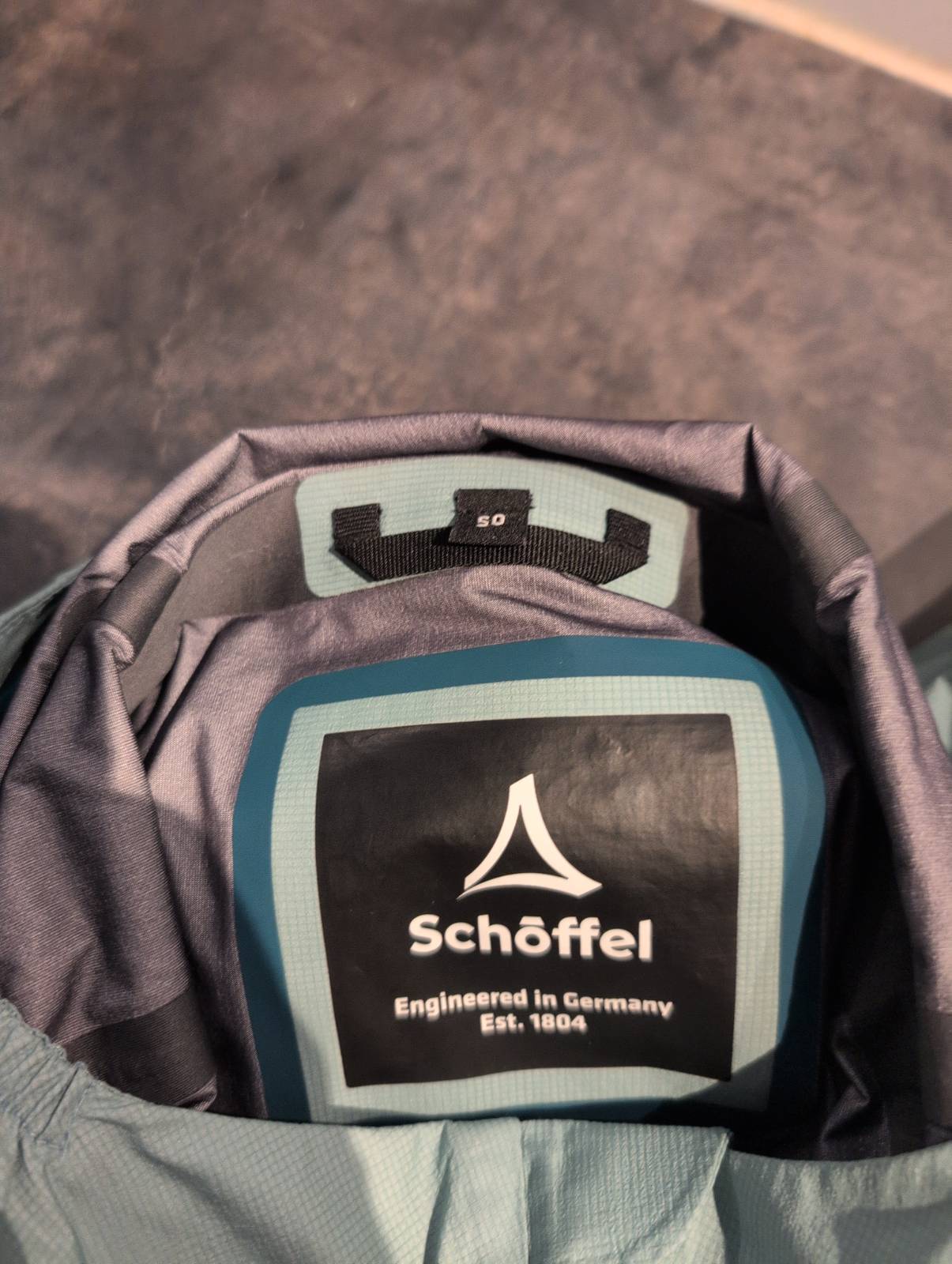 Jacke von Schöffel (L : 50 Herren) Hardshell mintgrün - wanderlich.com