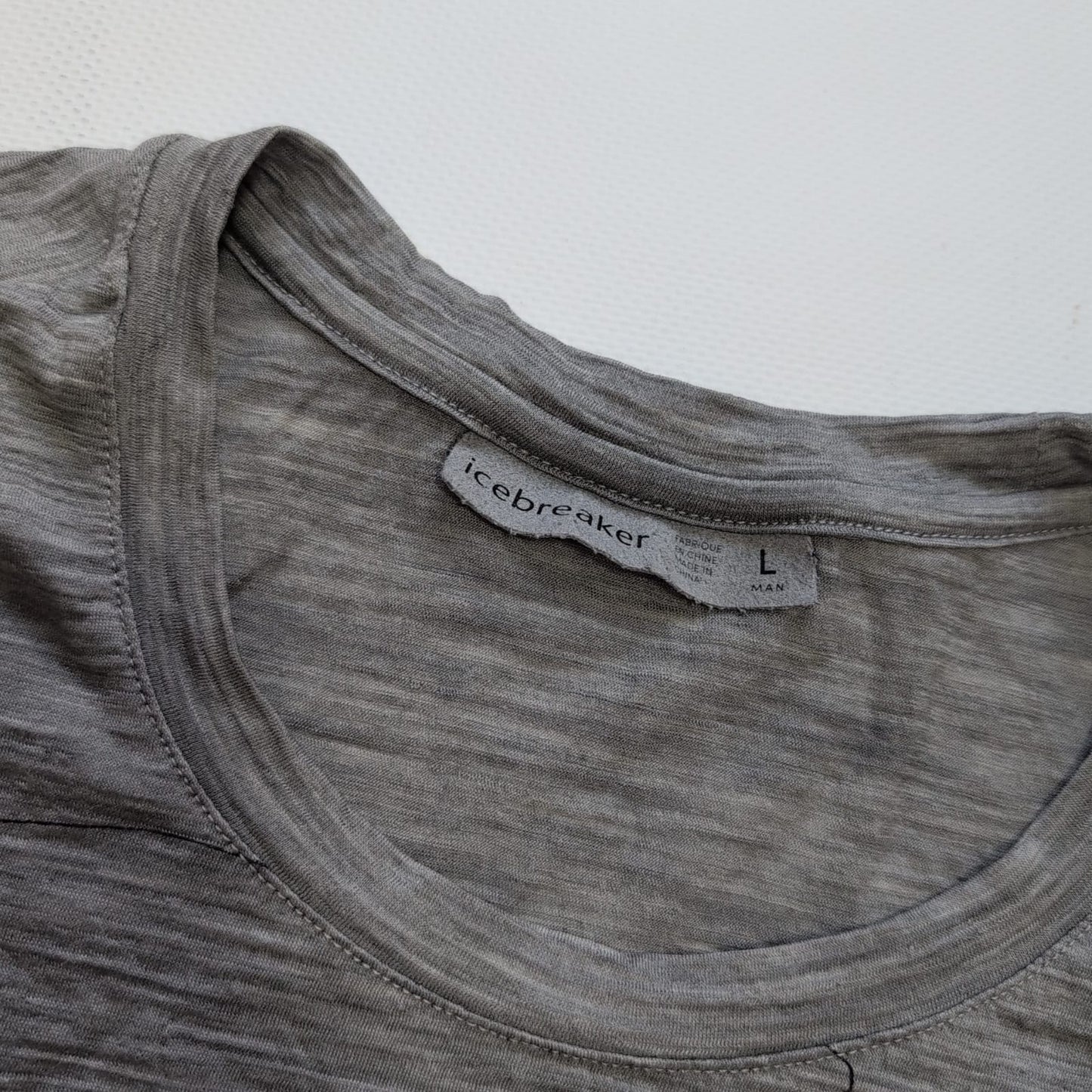 Merino T-Shirt von Icebreaker (L Herren) grau mit Print