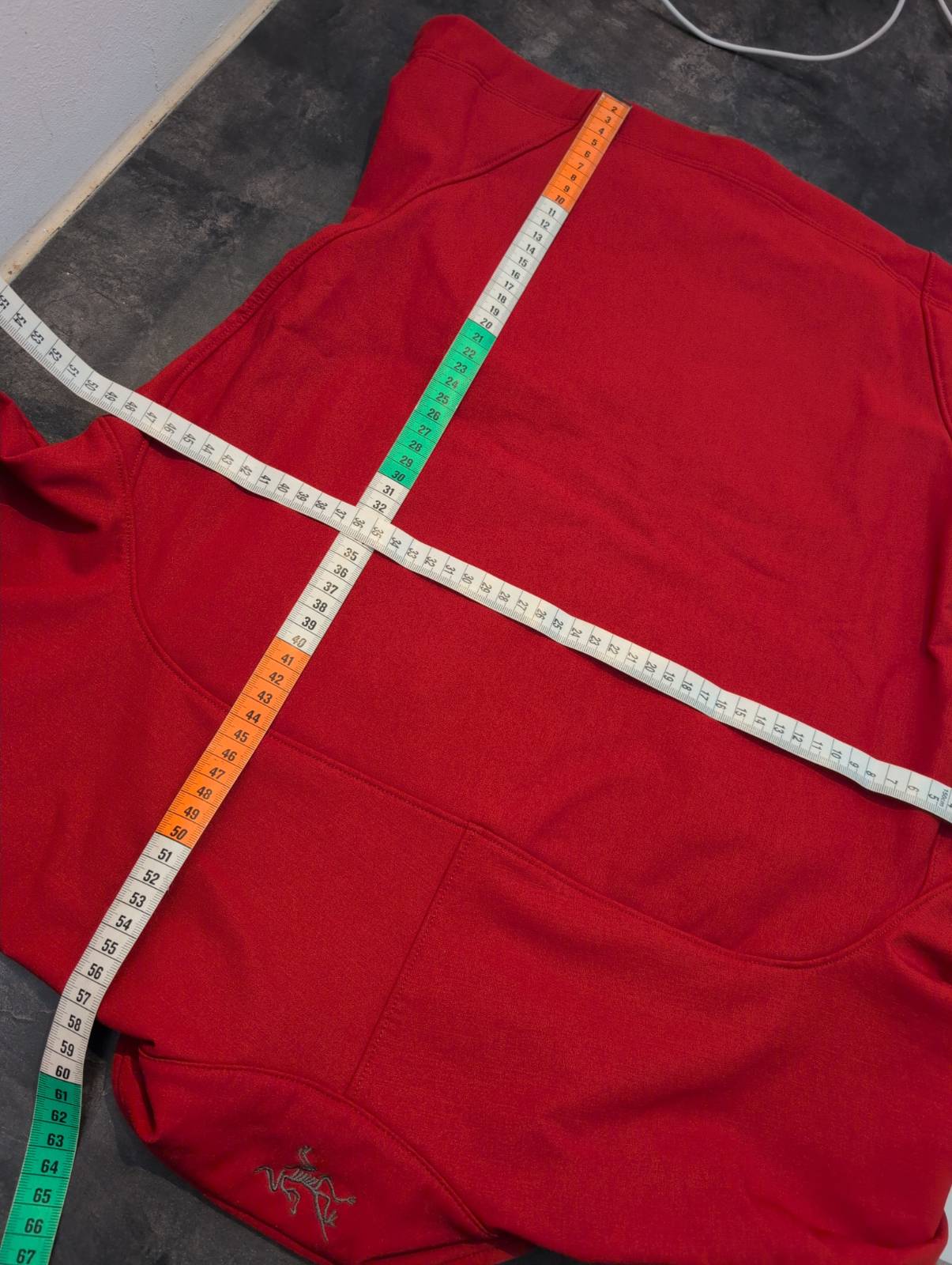 Jacke von Arcteryx (XS Damen) rot - wanderlich.com