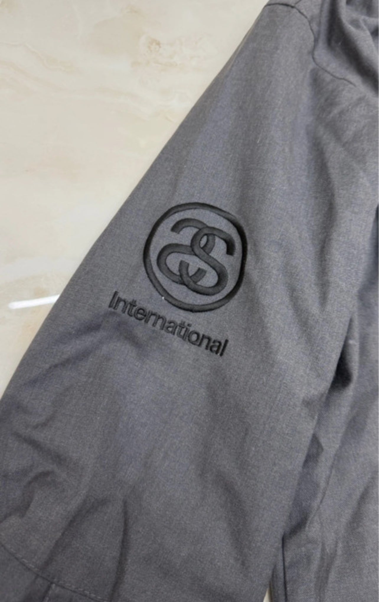 Waterproof Jacke von Stüssy (L Herren ) dunkelgrau