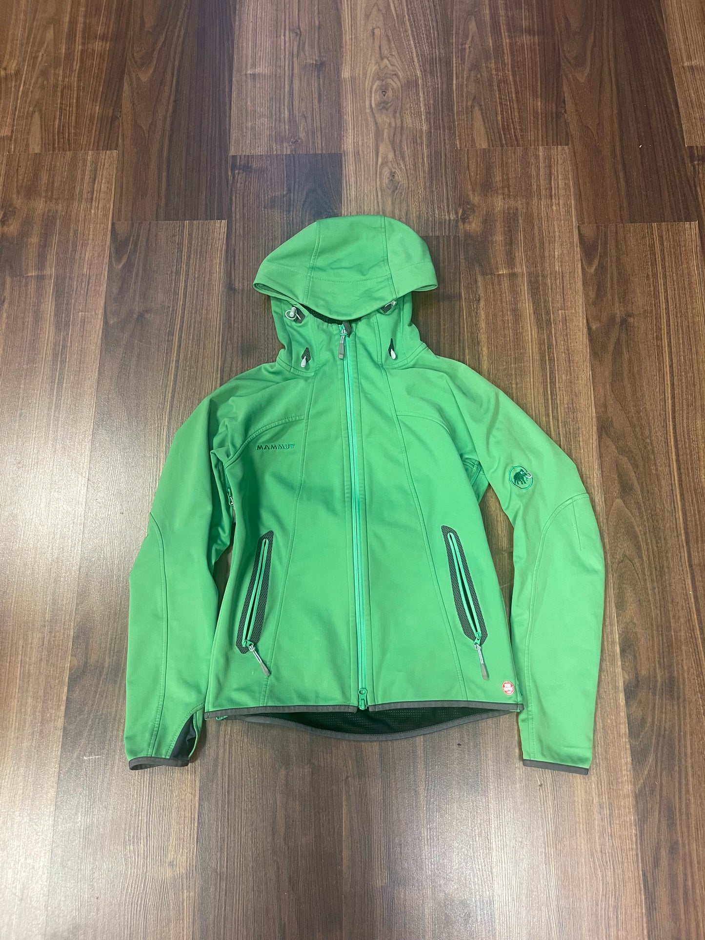 Windstopper Jacke von Mammut (S Damen) Kapuzen Softshell grün