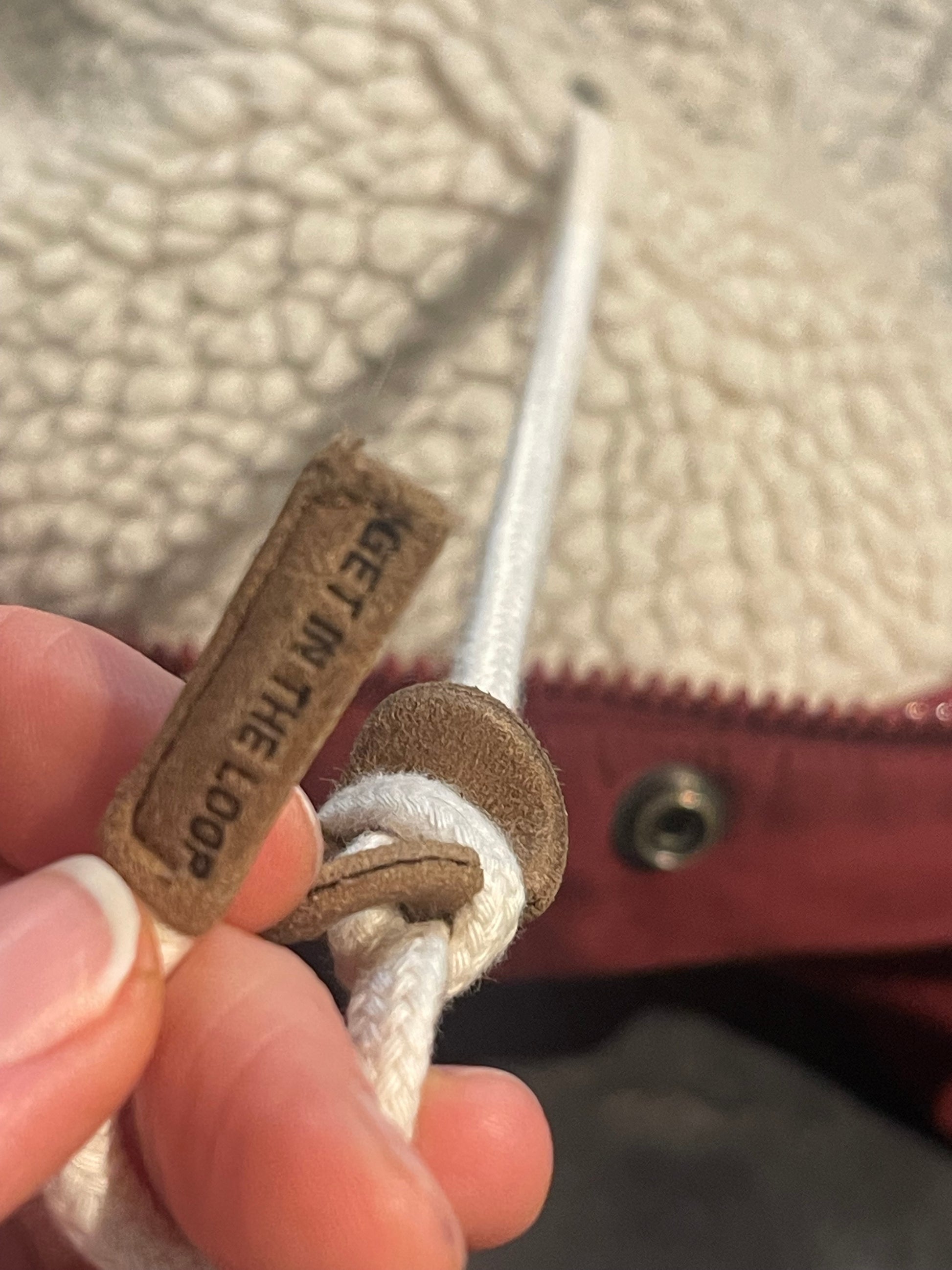 Gefütterte Jacke von Pyua (S Herren / M Damen) Parka dunkelrot - wanderlich.com