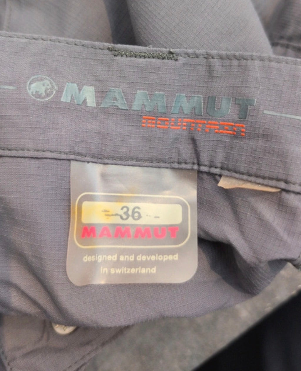 Shorts Mammut (S Damen) Kurze Hose Anthrazit grau