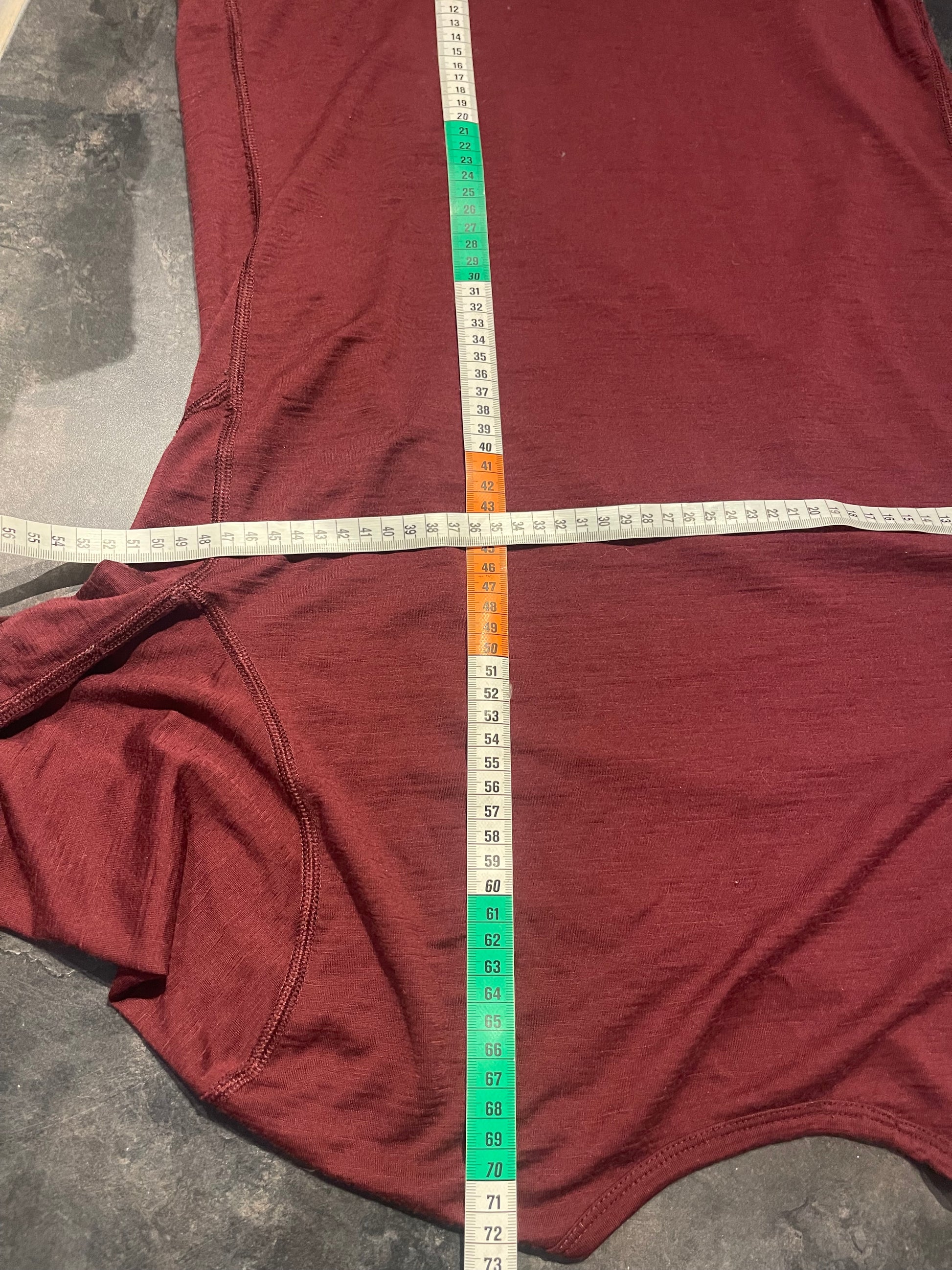 100% Merino Longsleeve Icebreaker 200 (L Herren) Burgunder rot - wanderlich.com
