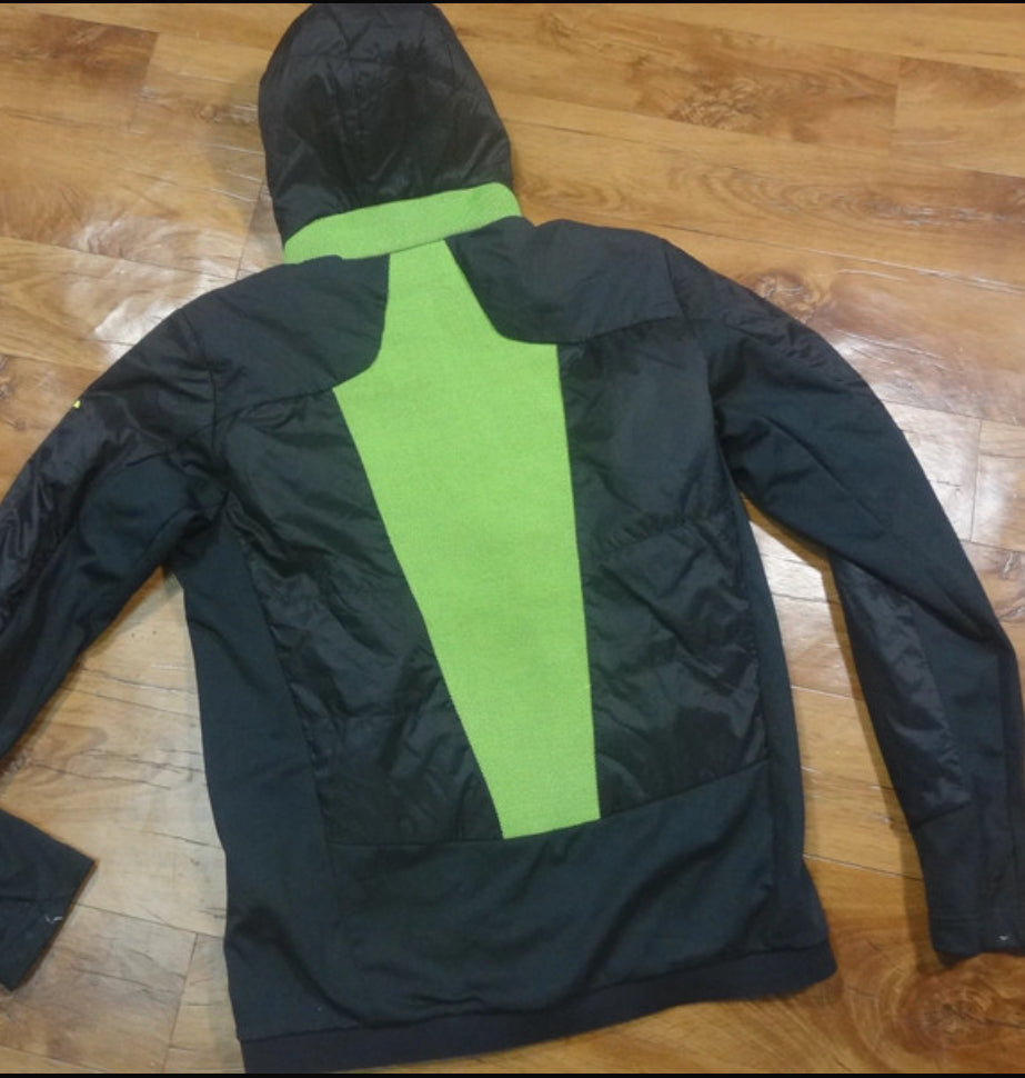 Primaloft Jacke von Vaude (Herren XL/ 54 ) Kapuzenjacke schwarz