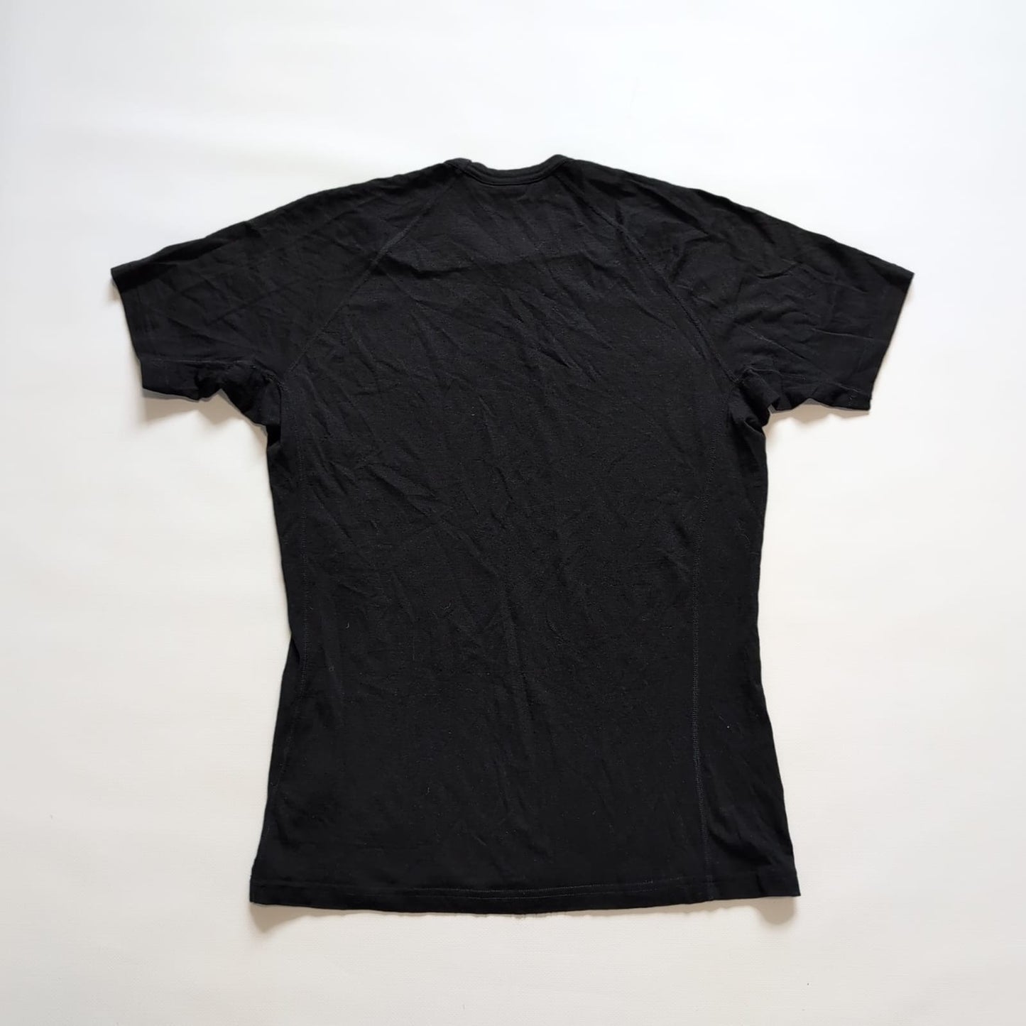 Merino 200 T-shirt Icebreaker (L Herren) Bodyfit schwarz