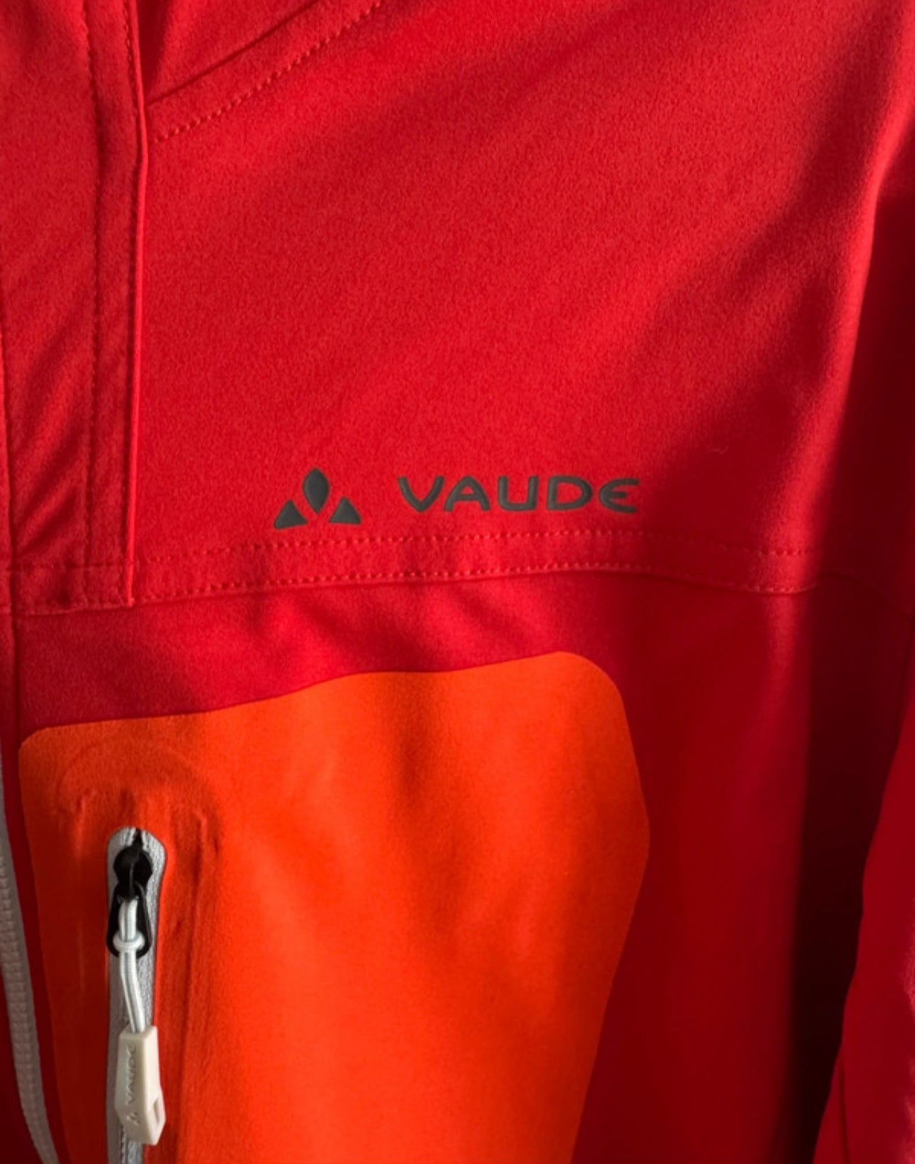 Sweat Jacke Vaude (M Herren) leichtes Softshell Hoodie rot