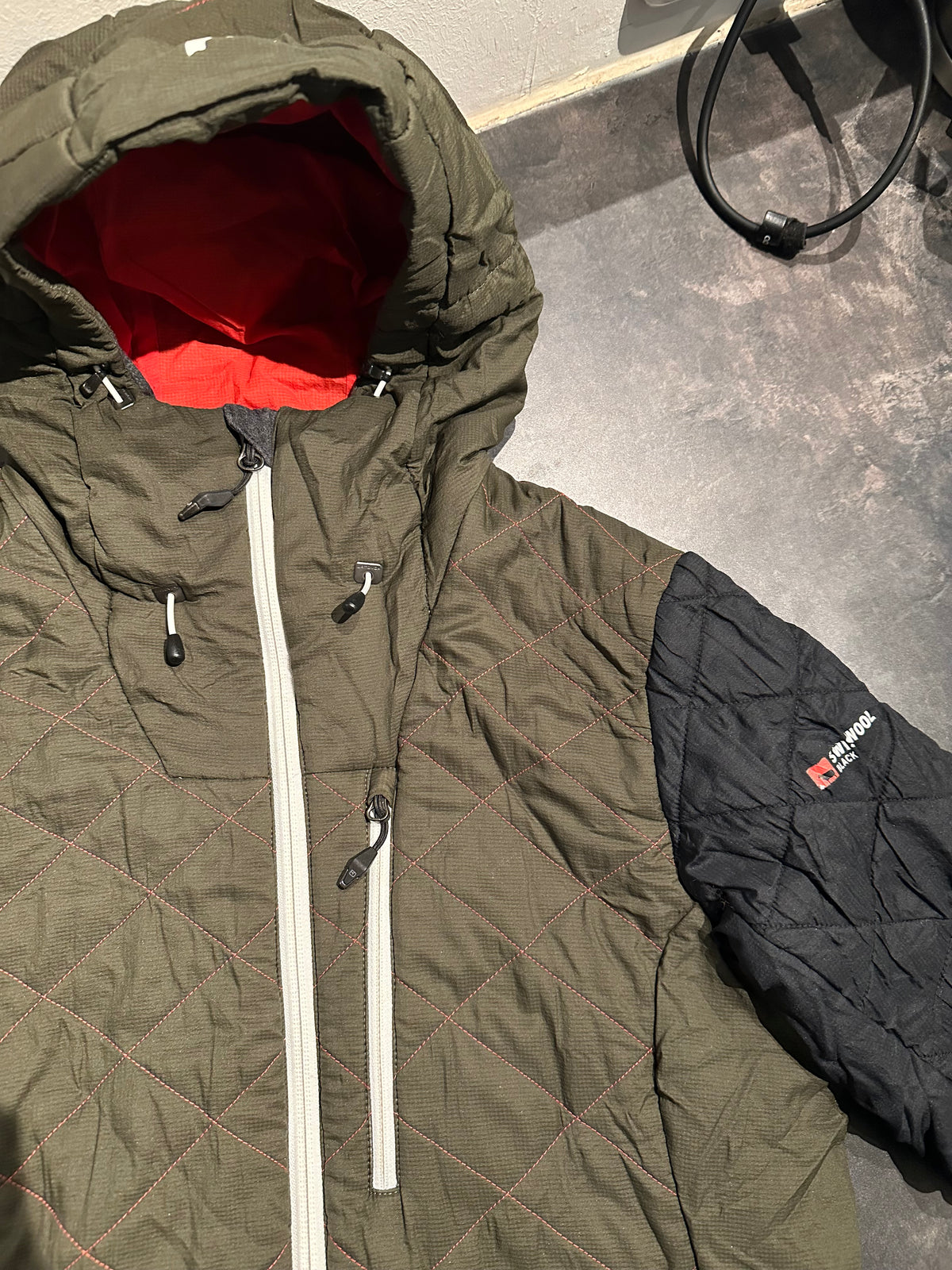 Jacke Ortovox aus Black Swisswool (M Damen) Kapuze khaki schwarz