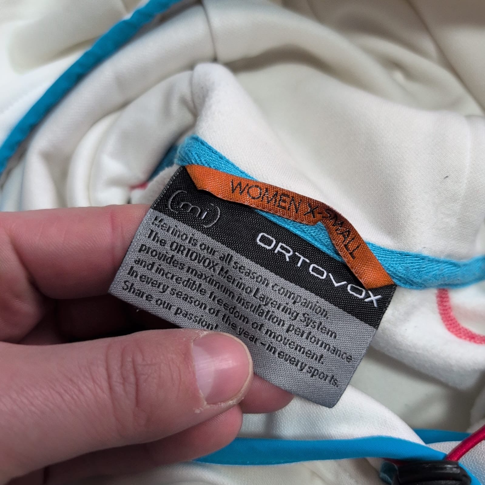 Ortovox Hoodie Merino inside (S Damen) Kapuzenpullover weiß - wanderlich.com