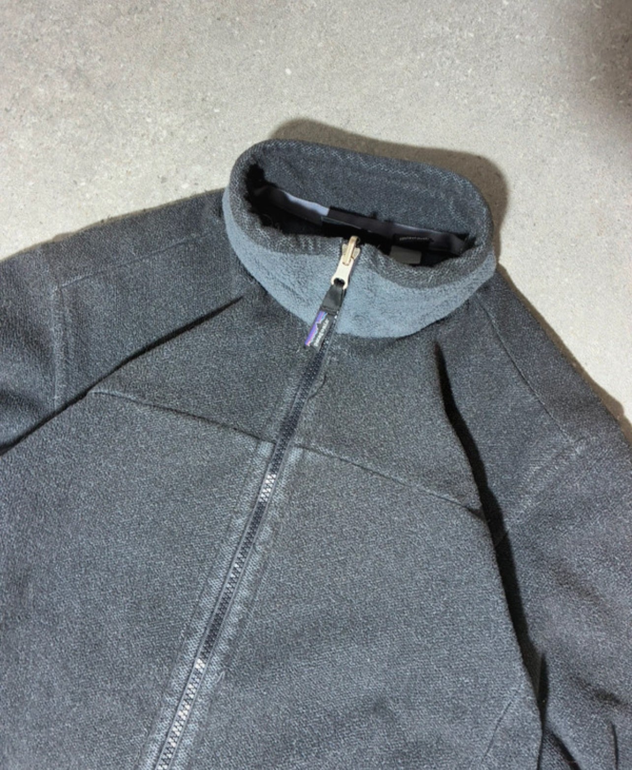 Patagonia Fleece Jacke ( S Damen) Zipper Sweatshirt Synchilla dunkelgrau
