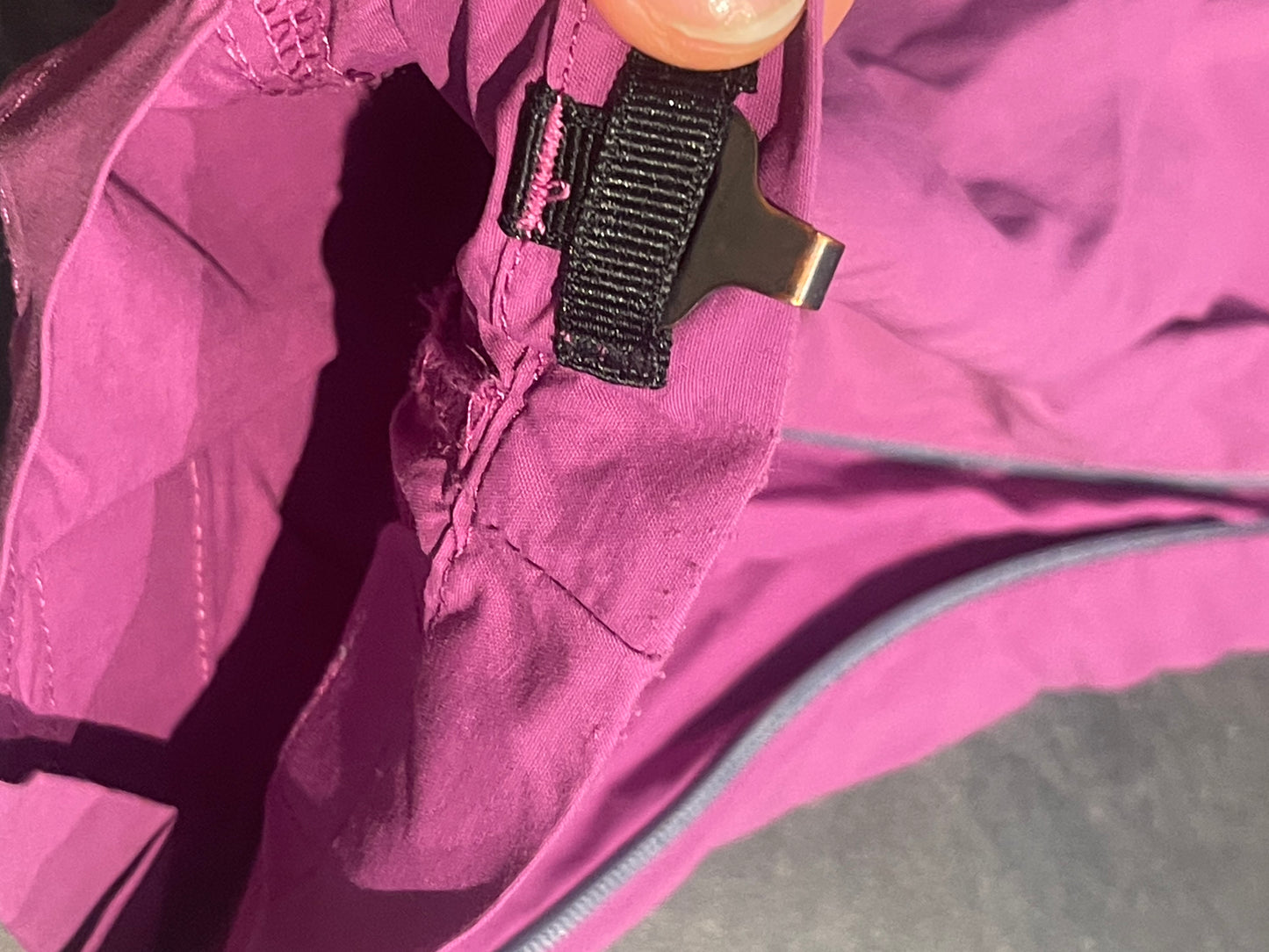 Leichte Trekking Hose von Norrøna (XS Damen) Purple Rain - wanderlich.com