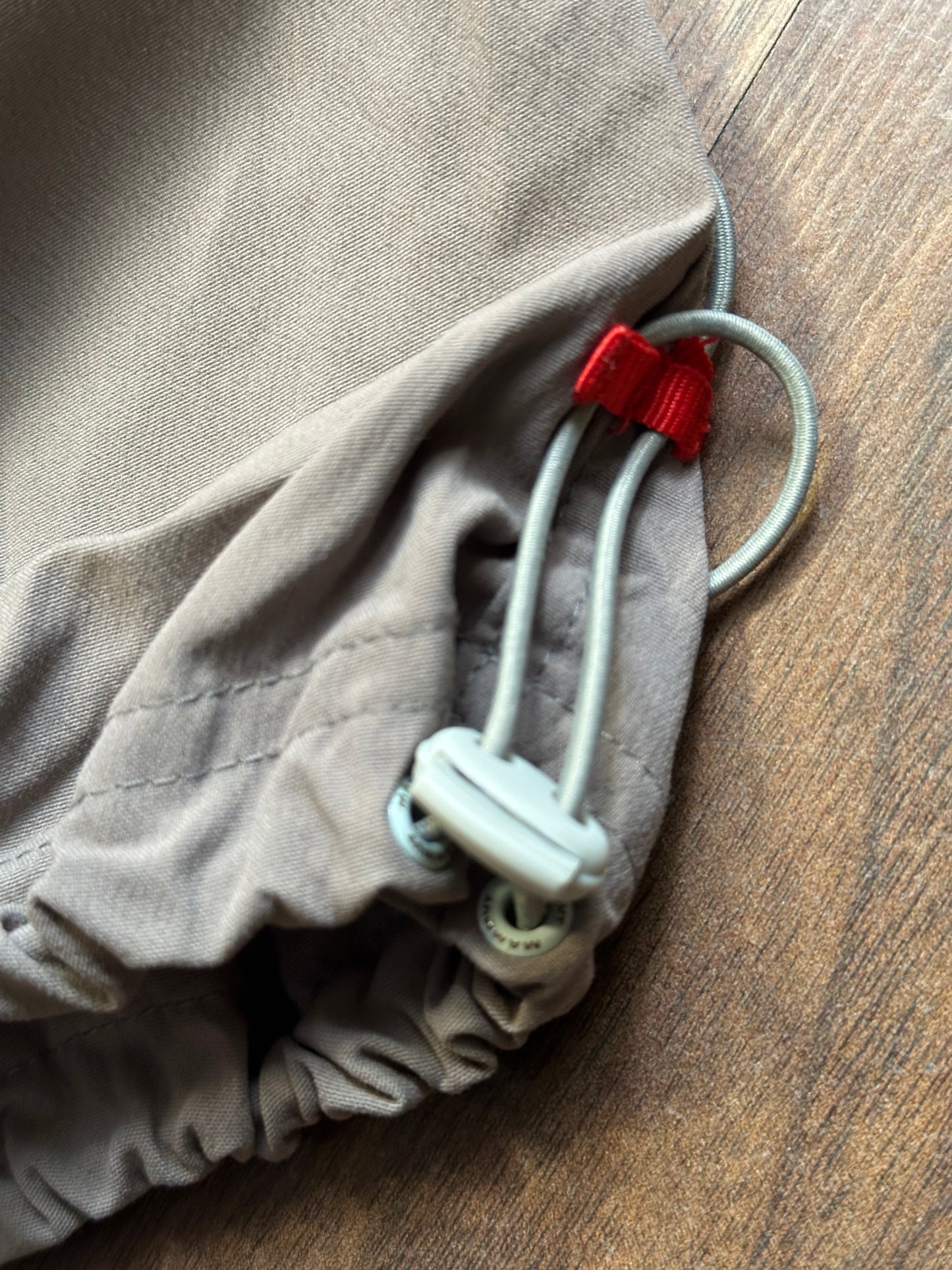 2/3 Capri Shorts von Mammut (Herren XL: 52) Wanderhose grau beige