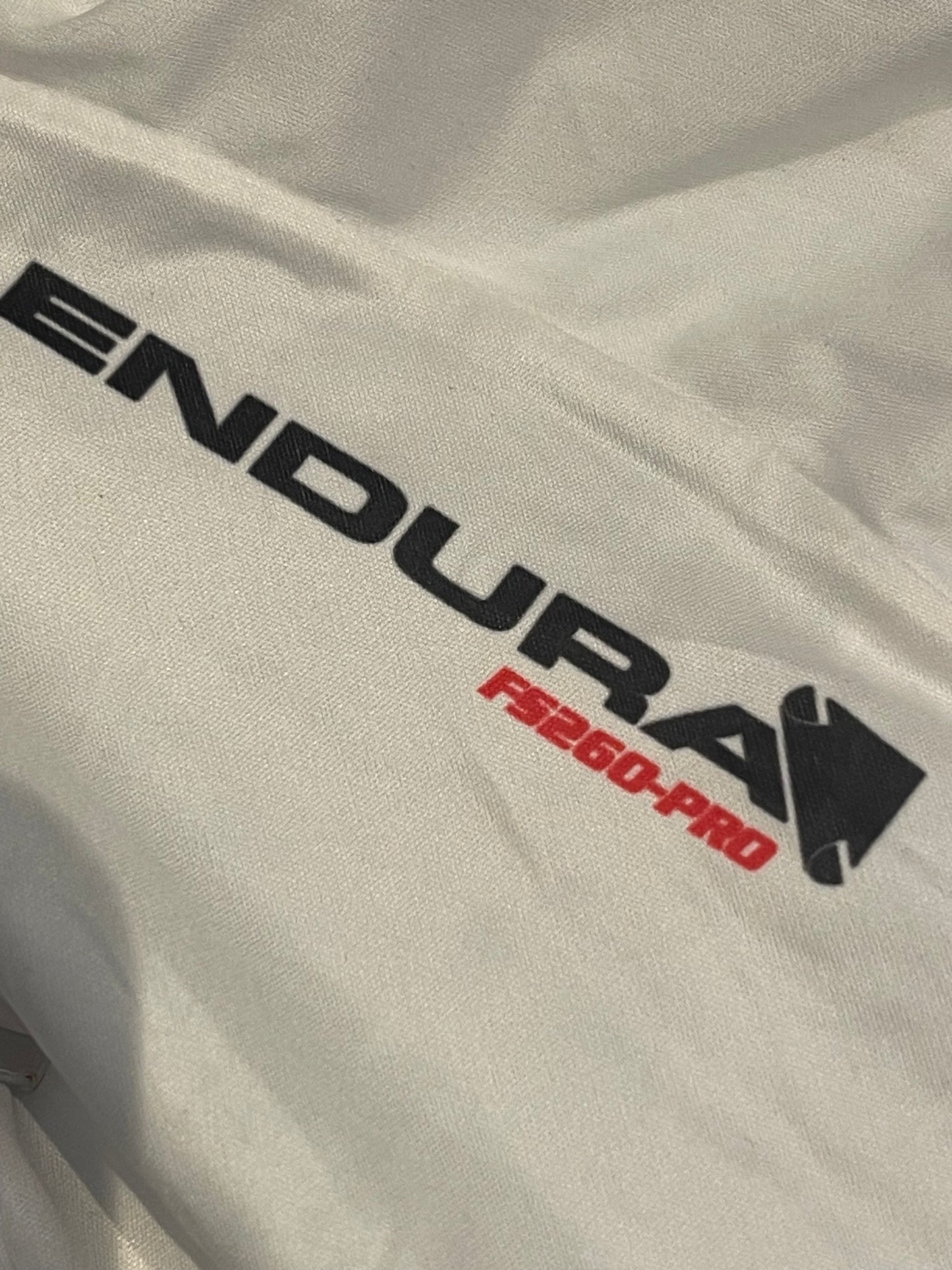Full Zip Radtrikot von Endura (XS Damen) weiß - wanderlich.com