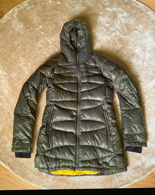 Daunen Mantel von Mammut (M Damen) Parka olivengrün