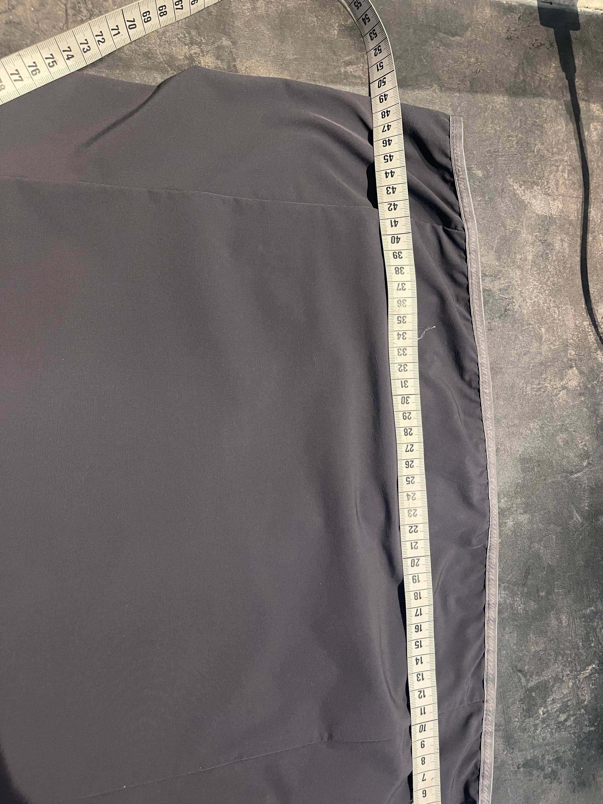 Leichte Wind Weste von Dynafit (M / L Damen) Laufweste Anthrazit - wanderlich.com