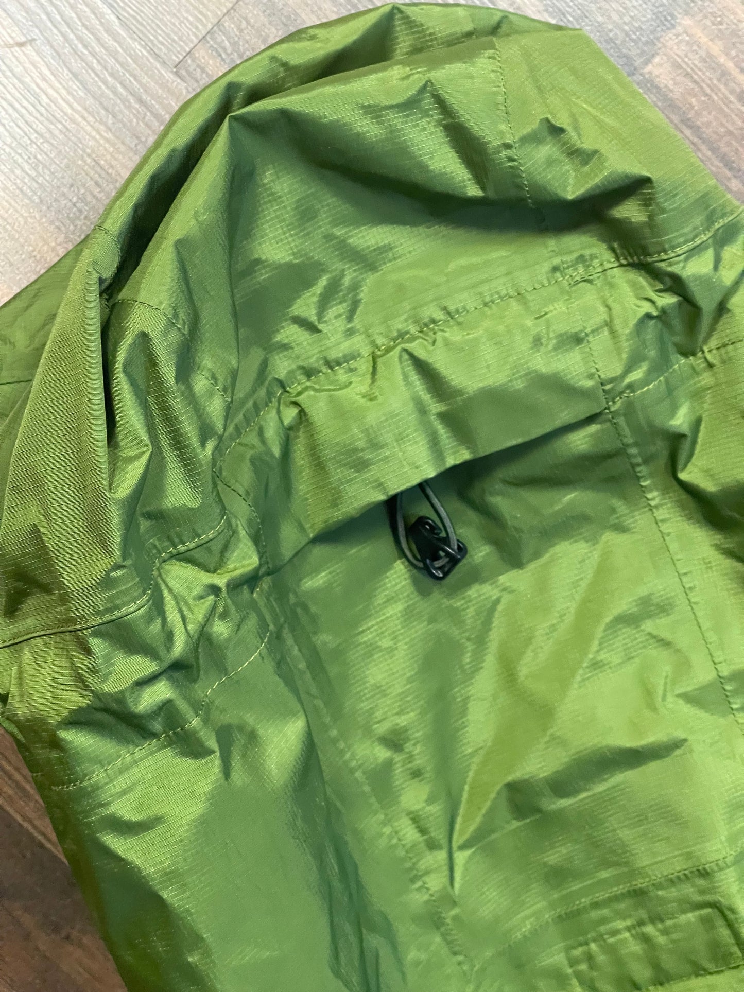 Regen Jacke von Patagonia (M Herren) Hardshell khaki grün
