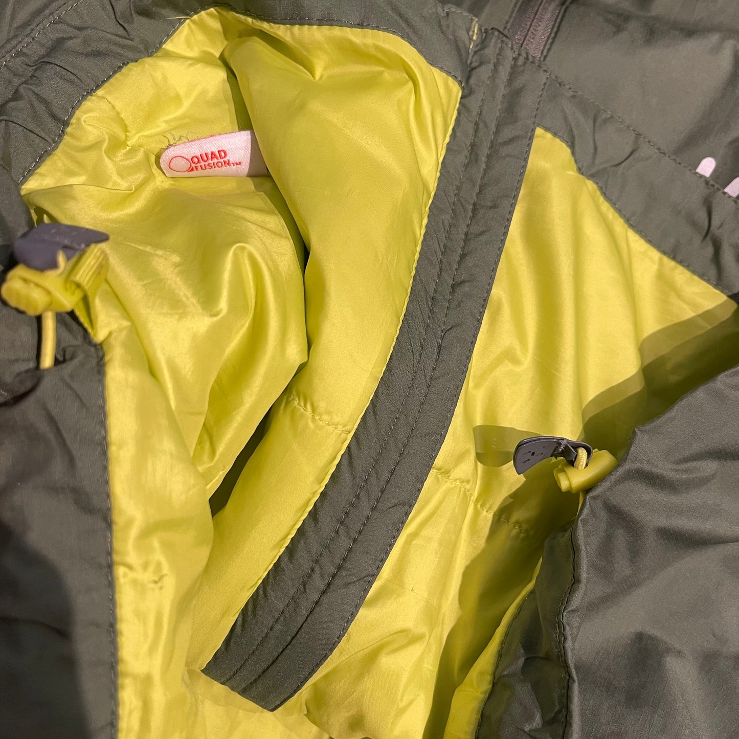 Warme Isolations Jacke von Haglöfs (M Herren) Barrier Pertex grün