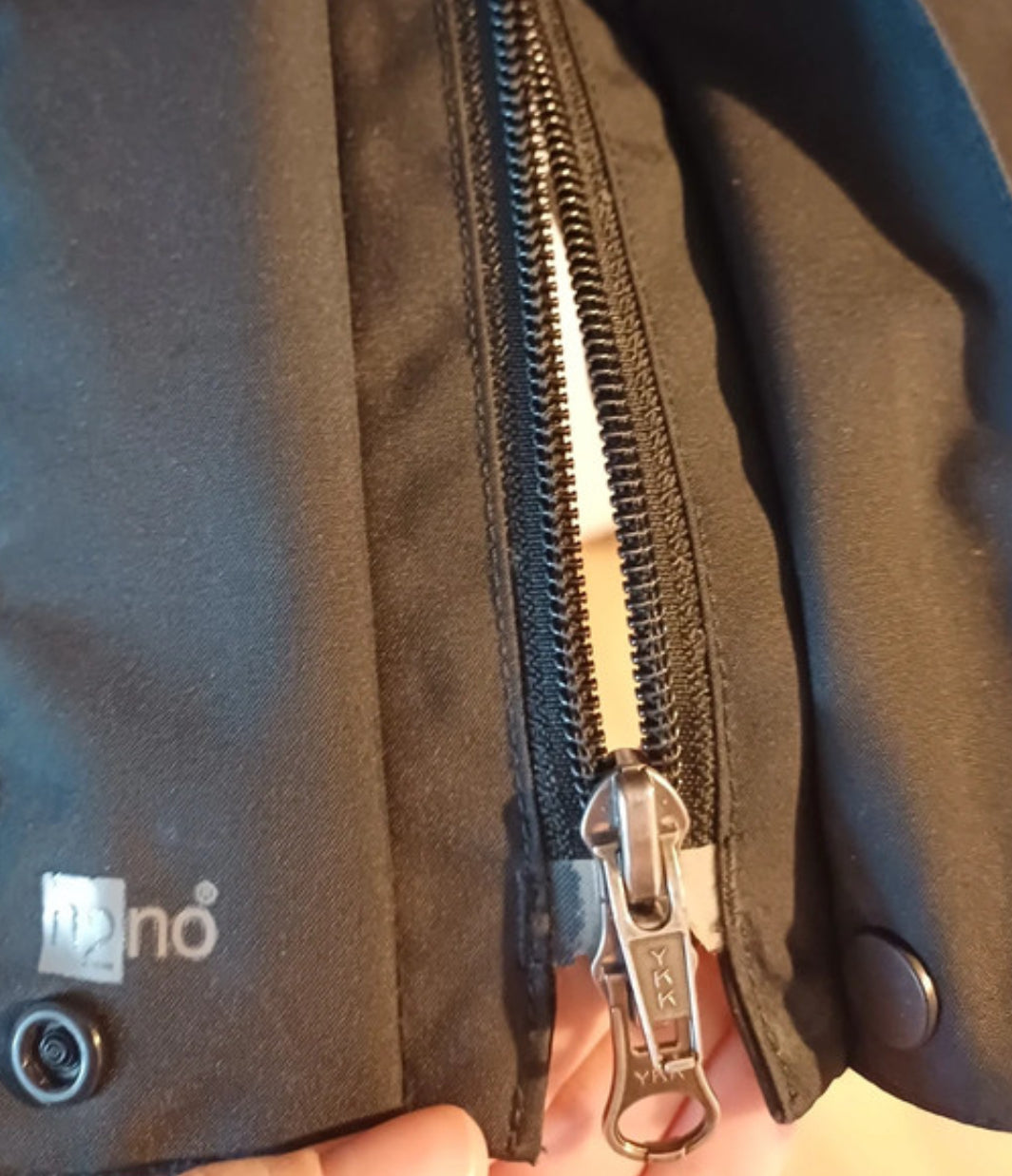 Daunen Winterparka Patagonia (M Damen) Mantel wasserdicht schwarz