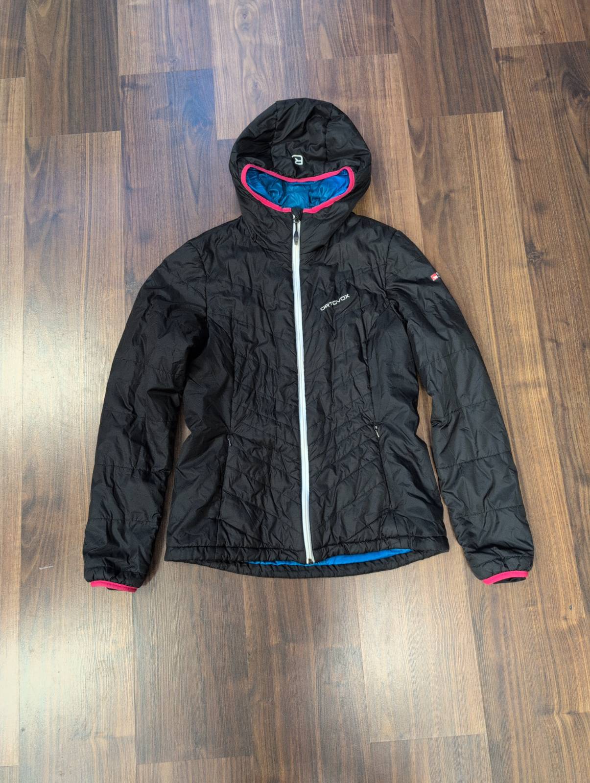 Kapuzen Jacke von Ortovox (M Damen) Swisswool schwarz - wanderlich.com