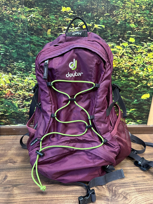 Deuter Rucksack 23 Liter Superlight beerenfarbig /Burgundy AirStripes