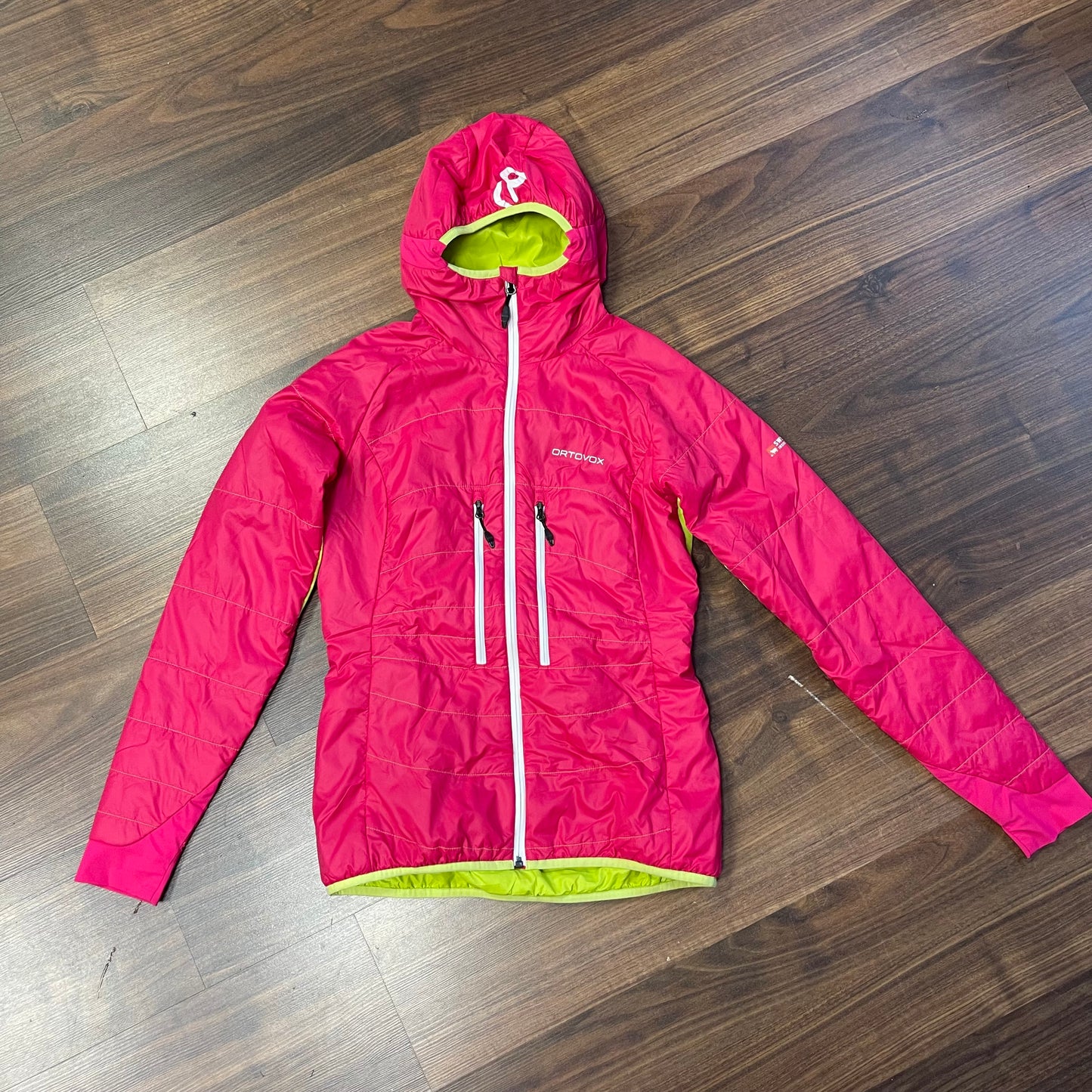 Wolle / Daunen Jacke von Ortovox (S Damen) pink mit Kapuze