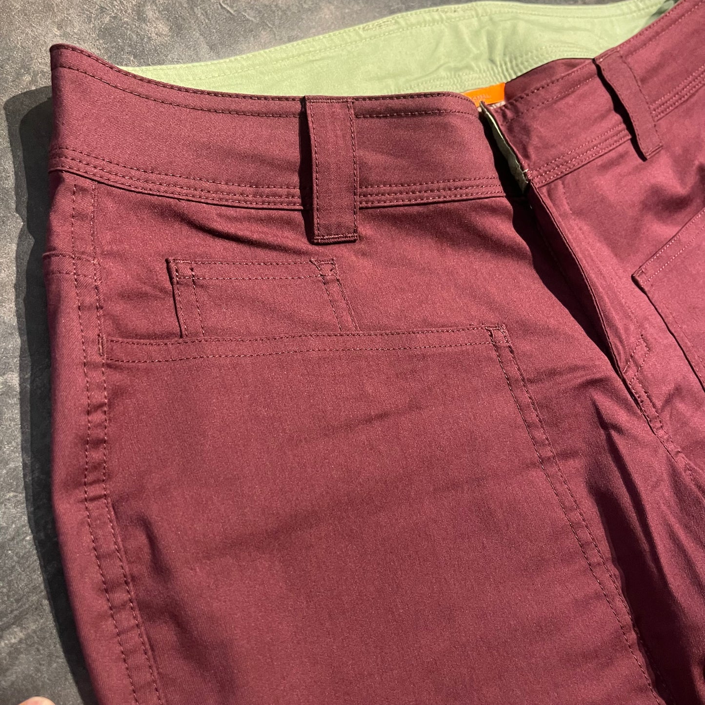 Trekking- Hose von Ortovox mit Merino (S Damen) bordeaux