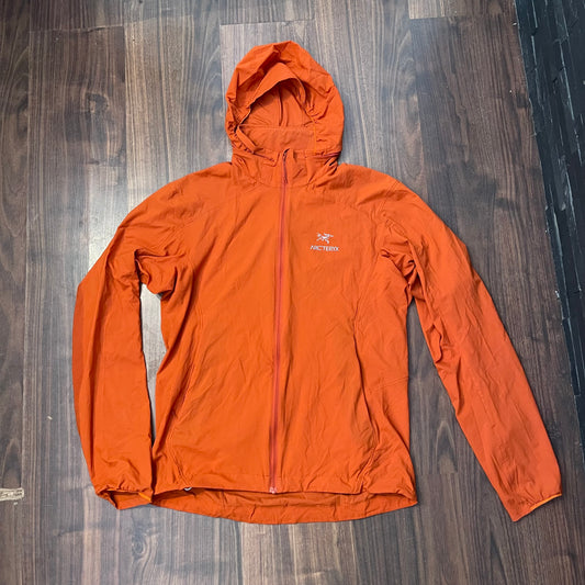 Jacke von Arcteryx (S Herren) Windstopper mit Kapuze orange