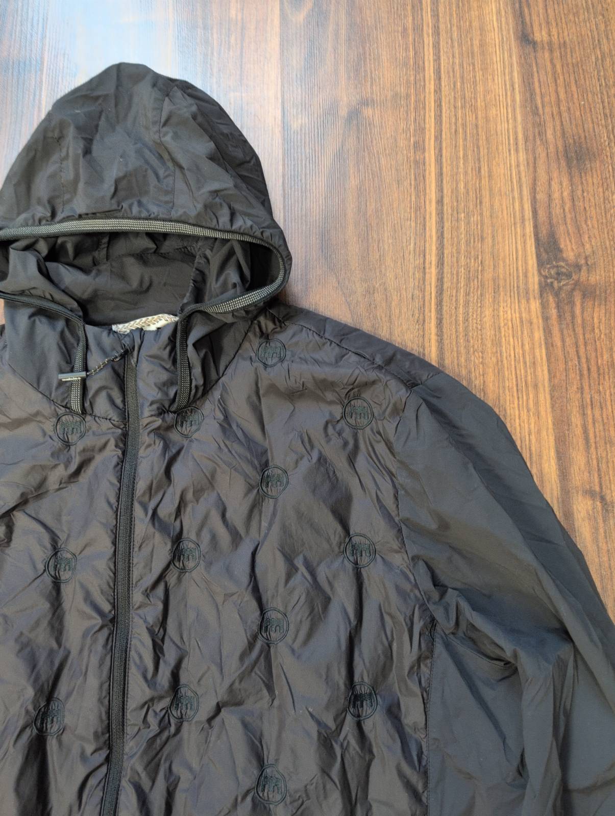 Leichte Hybride Jacke von Maloja (M Herren) Primaloft schwarz - wanderlich.com
