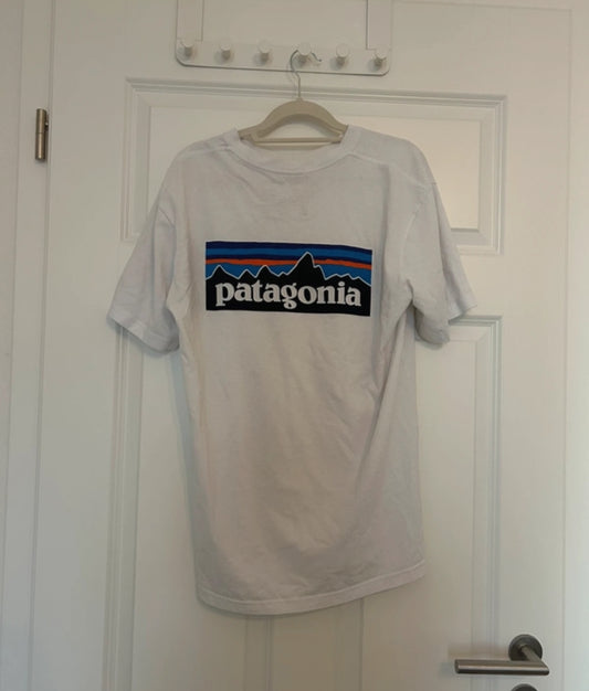 Patagonia T-Shirt (XXL Herren) Organic Cotton weiß mit Backprint