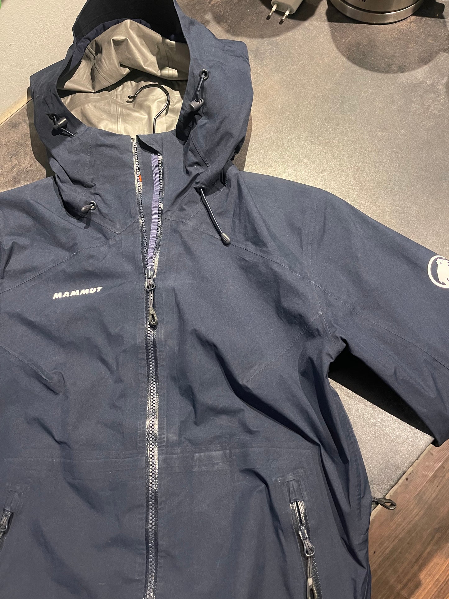 Regen Jacke von Mammut (XS / S Damen) GoreTex Membran dunkelblau