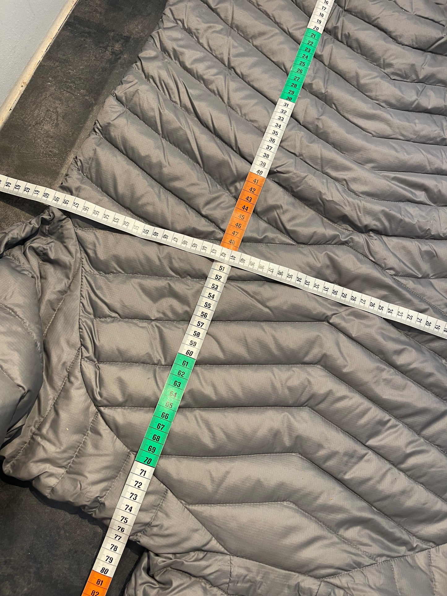 Daunen Jacke von Bergans (L Herren) Steppjacke mit Kapuze grau