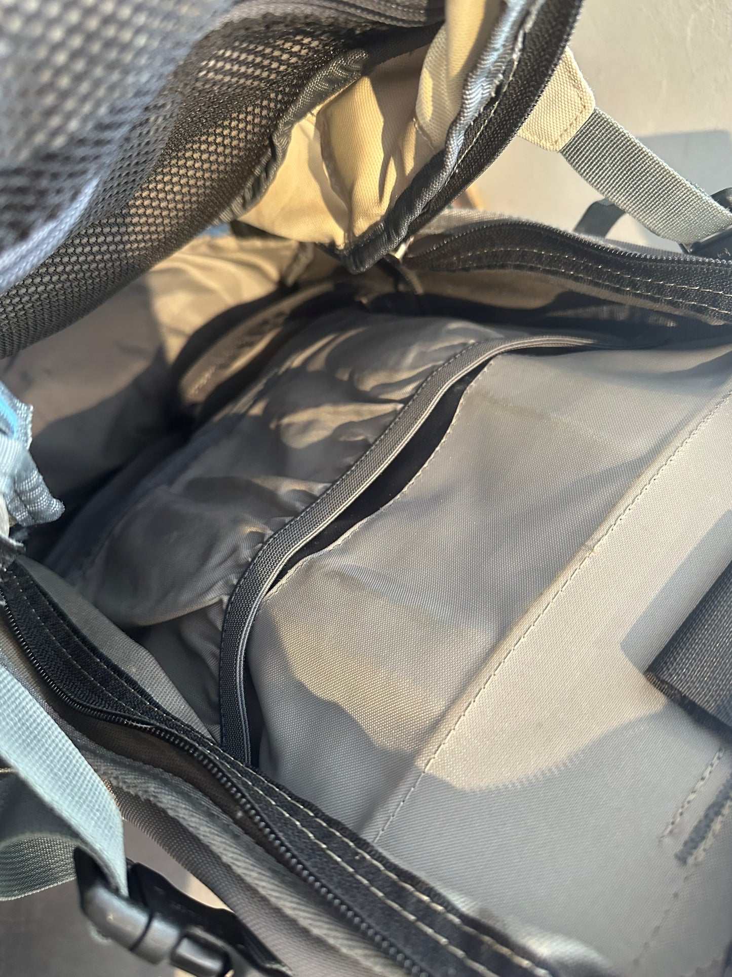 Deuter Rucksack 22 Liter SL AirComfort blau
