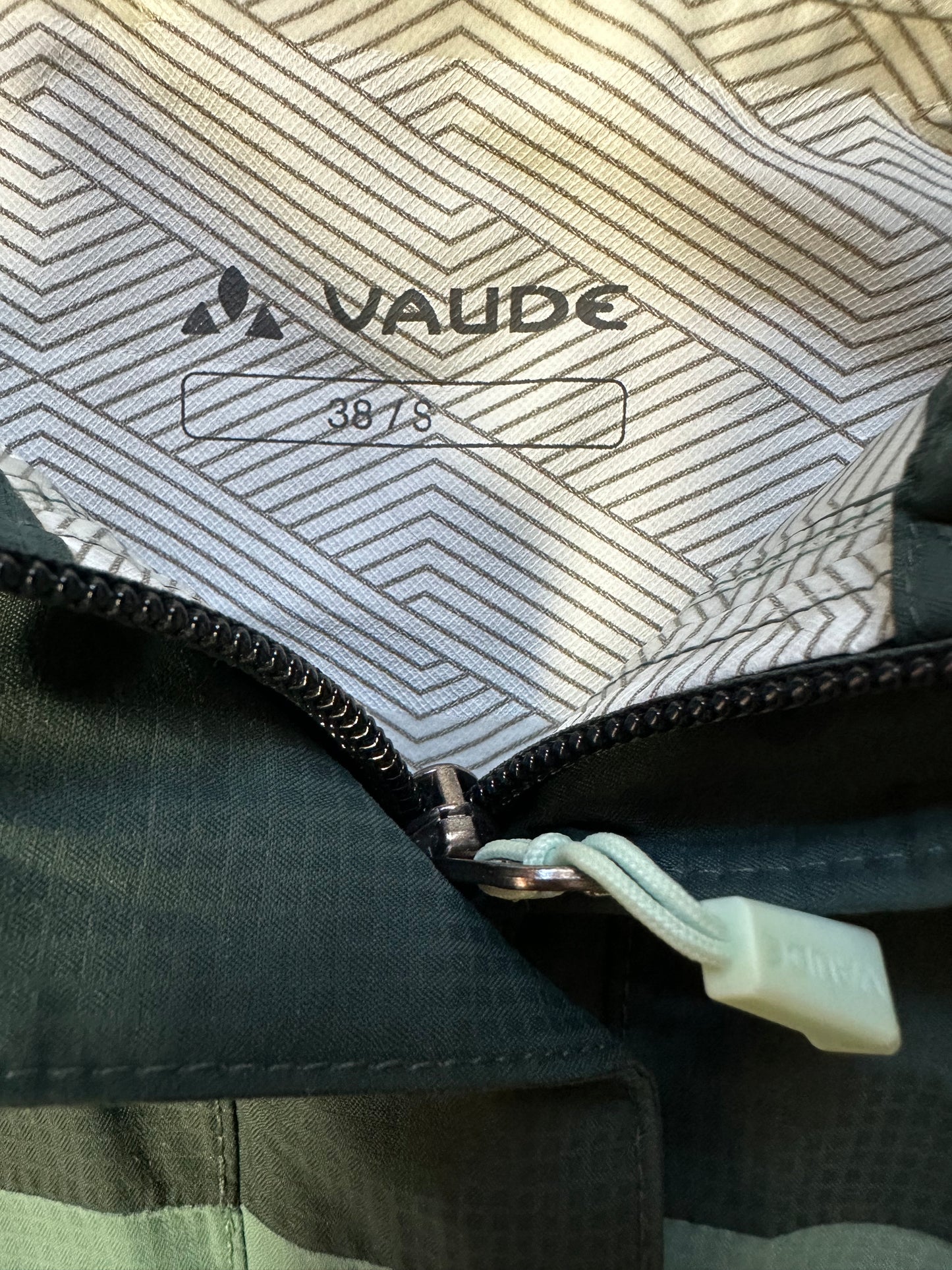 Regen Jacke von Vaude (M Damen) Hardshell türkis grün