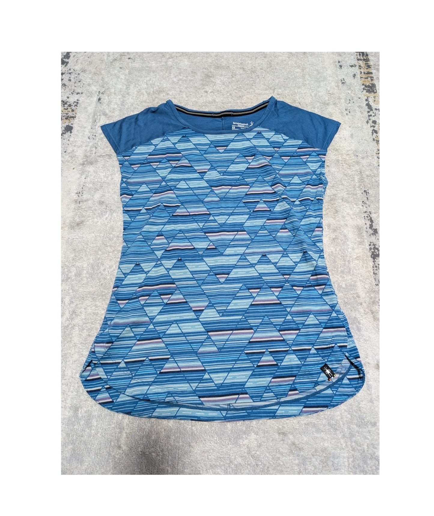 Merino T-Shirt Damen XS /S von Smartwool blau mit geometrischem Print