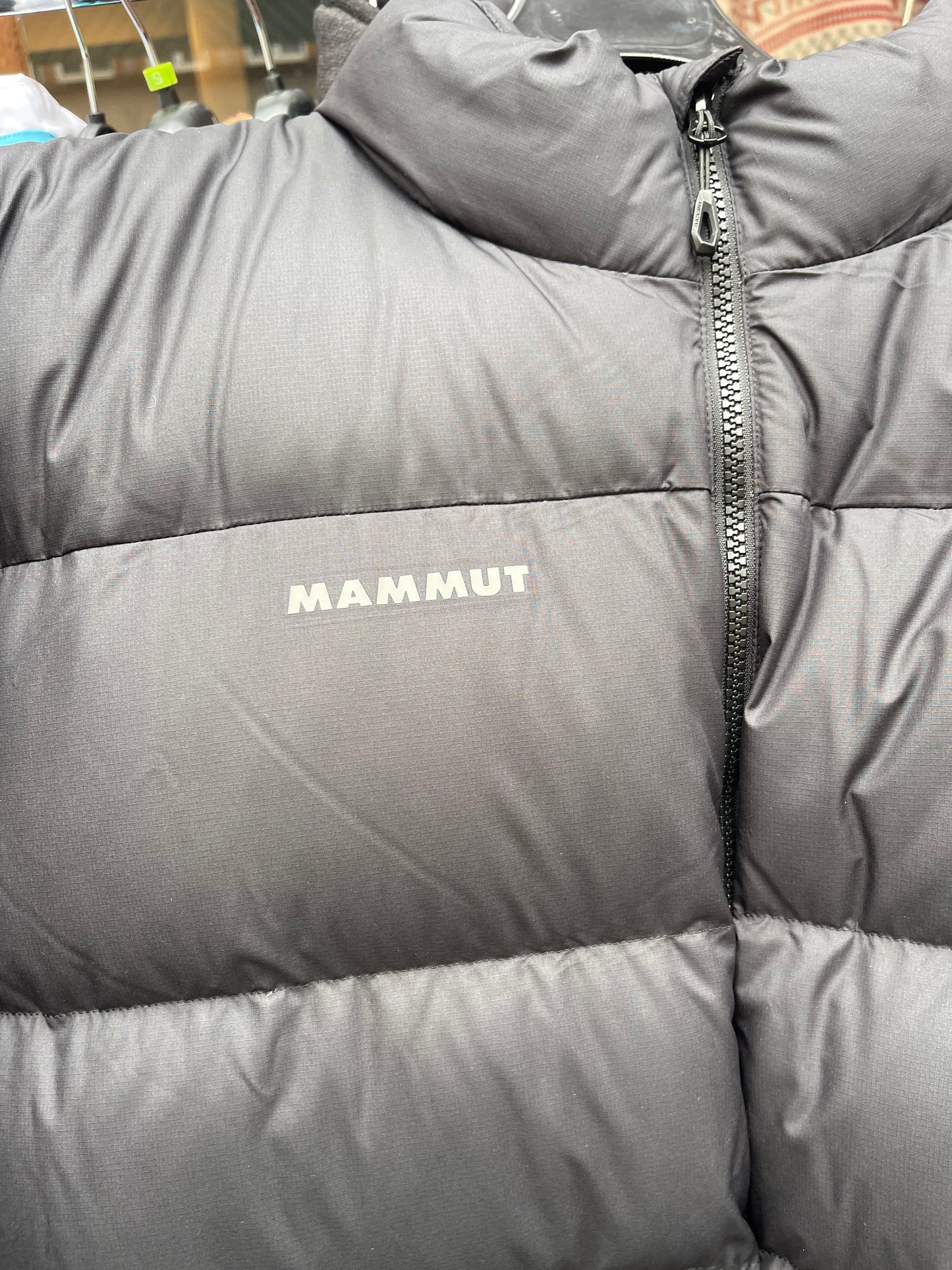 Daunen Jacke von Mammut XL (Herren) wasserabweisend schwarz