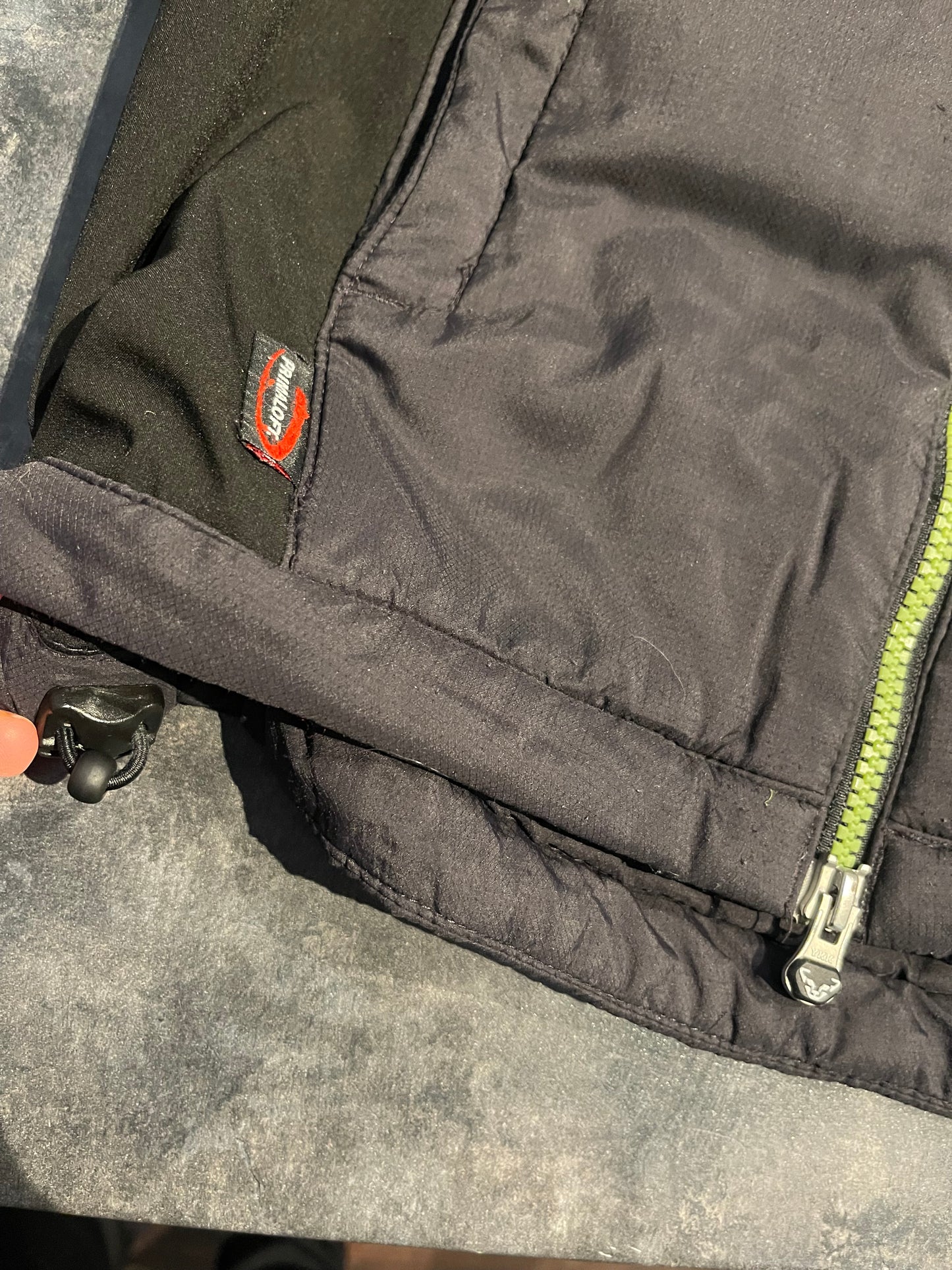 Primaloft Hybrid Jacke von Dynafit (Damen S) Kapuze schwarz