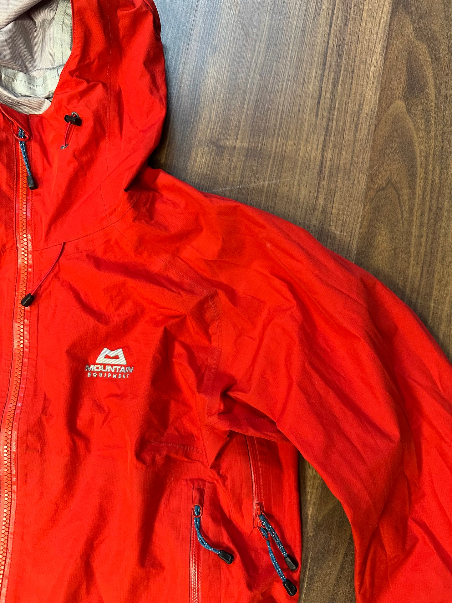 Leichte Regen Jacke Mountain Equipment (L Damen) rot