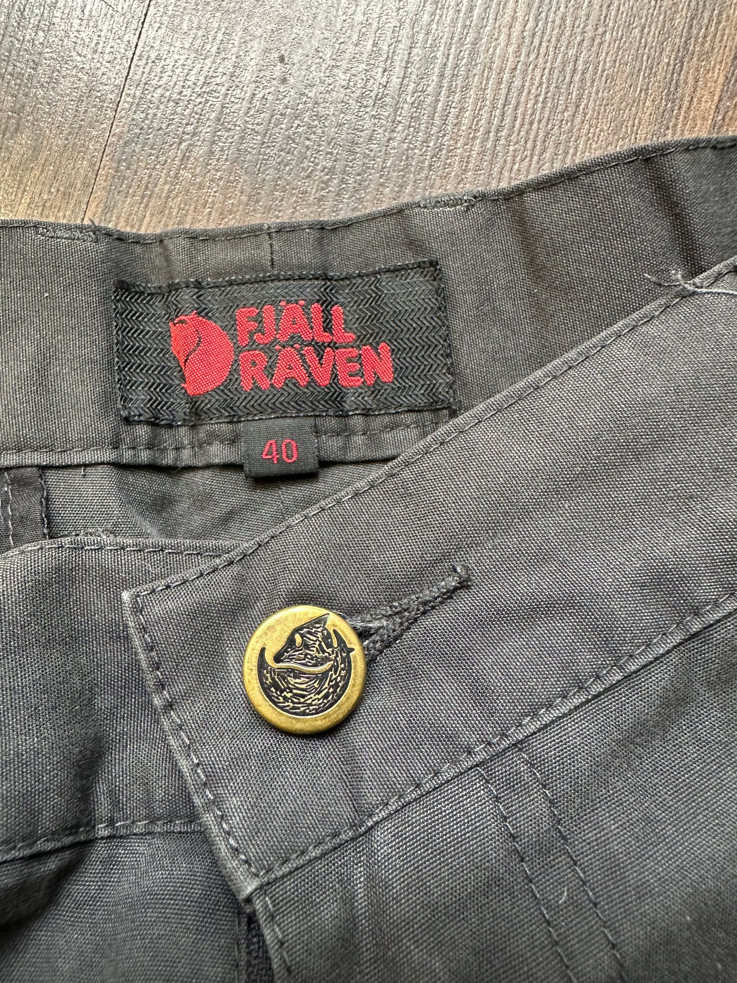 Zip Off 2in1 Hose von Fjällräven (L / 40 Damen) G-1000 grau