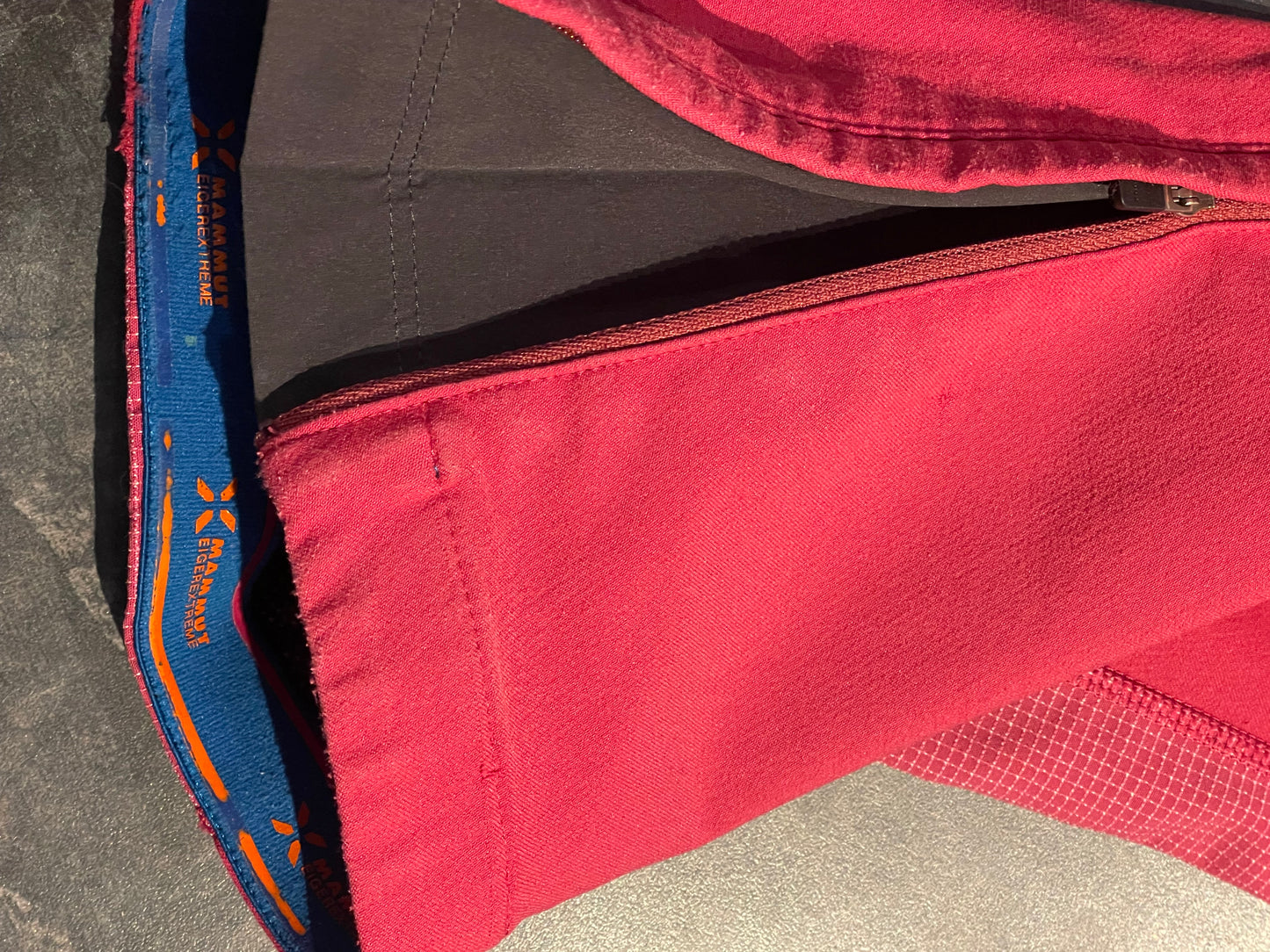 Hose von Mammut EIGEREXTREME (XS Damen) wasserdicht stretch pink