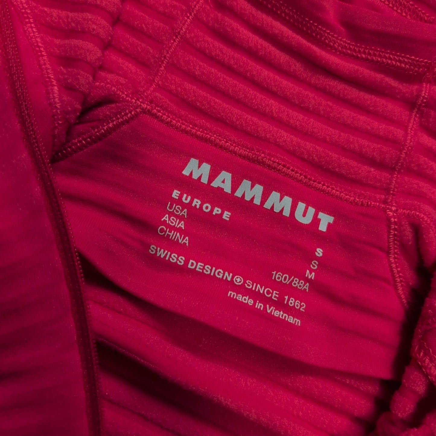 Fleece Jacke von Mammut (S Damen) Zip Hoodie neonrot