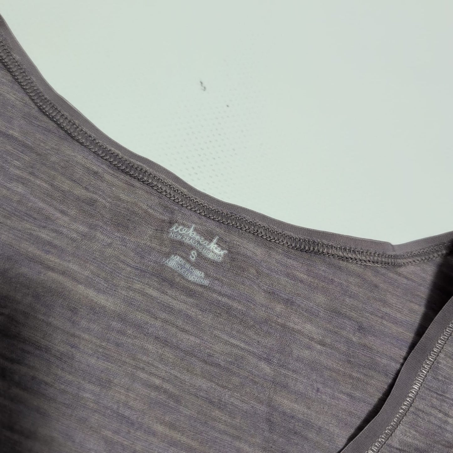 Merino 200 Longsleeve Icebreaker (S Damen ) grau lila Blume