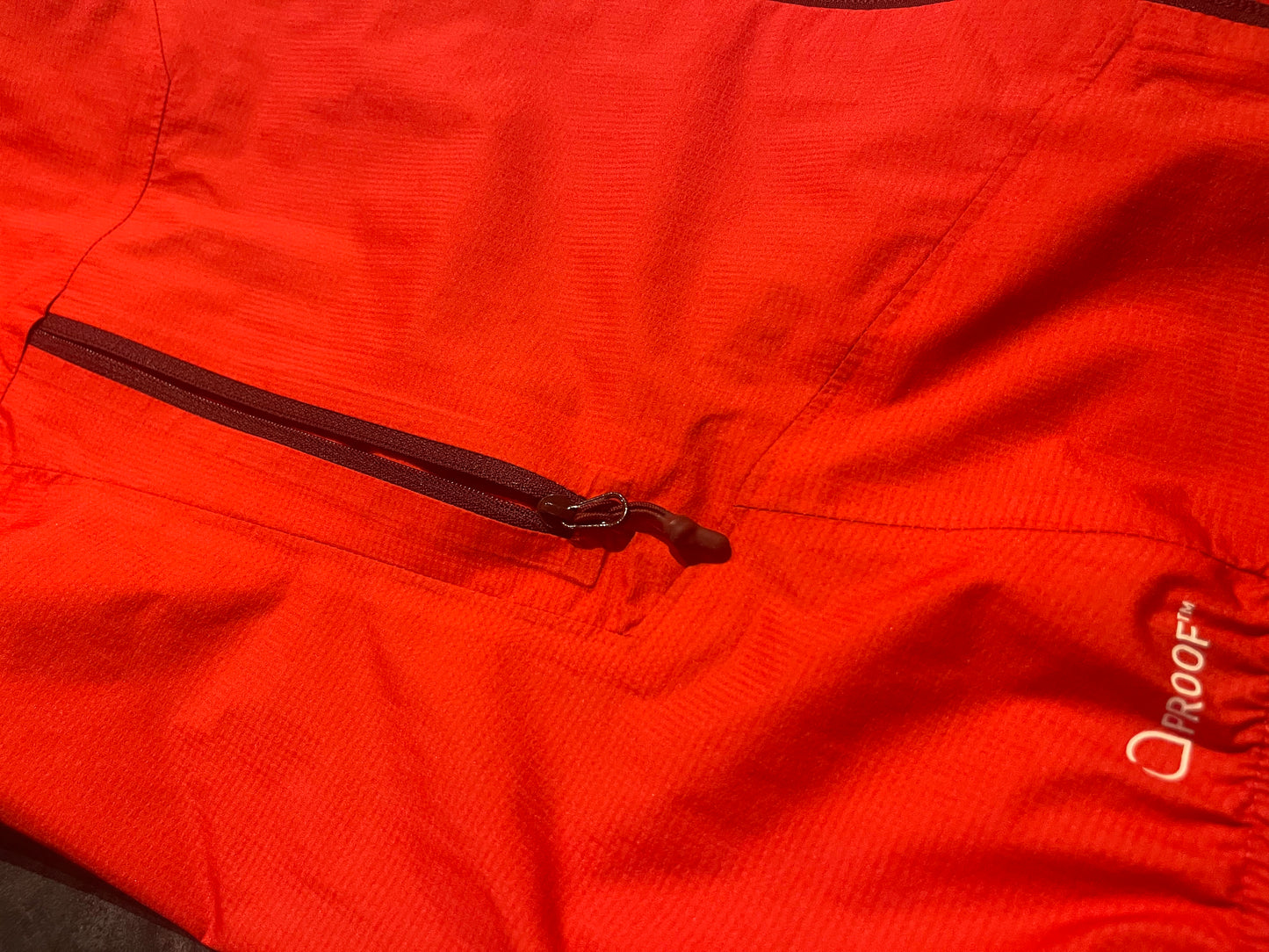 Leichte Regen Jacke von Haglöfs (M Damen) Waterproof rot