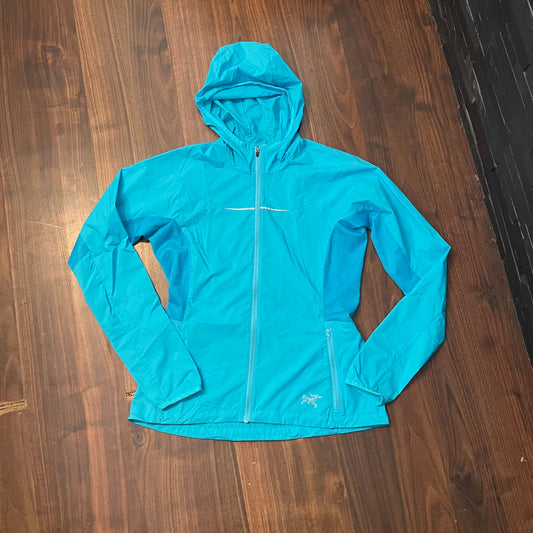 Jacke von Arcteryx (S Damen) Windbreaker blau NEU