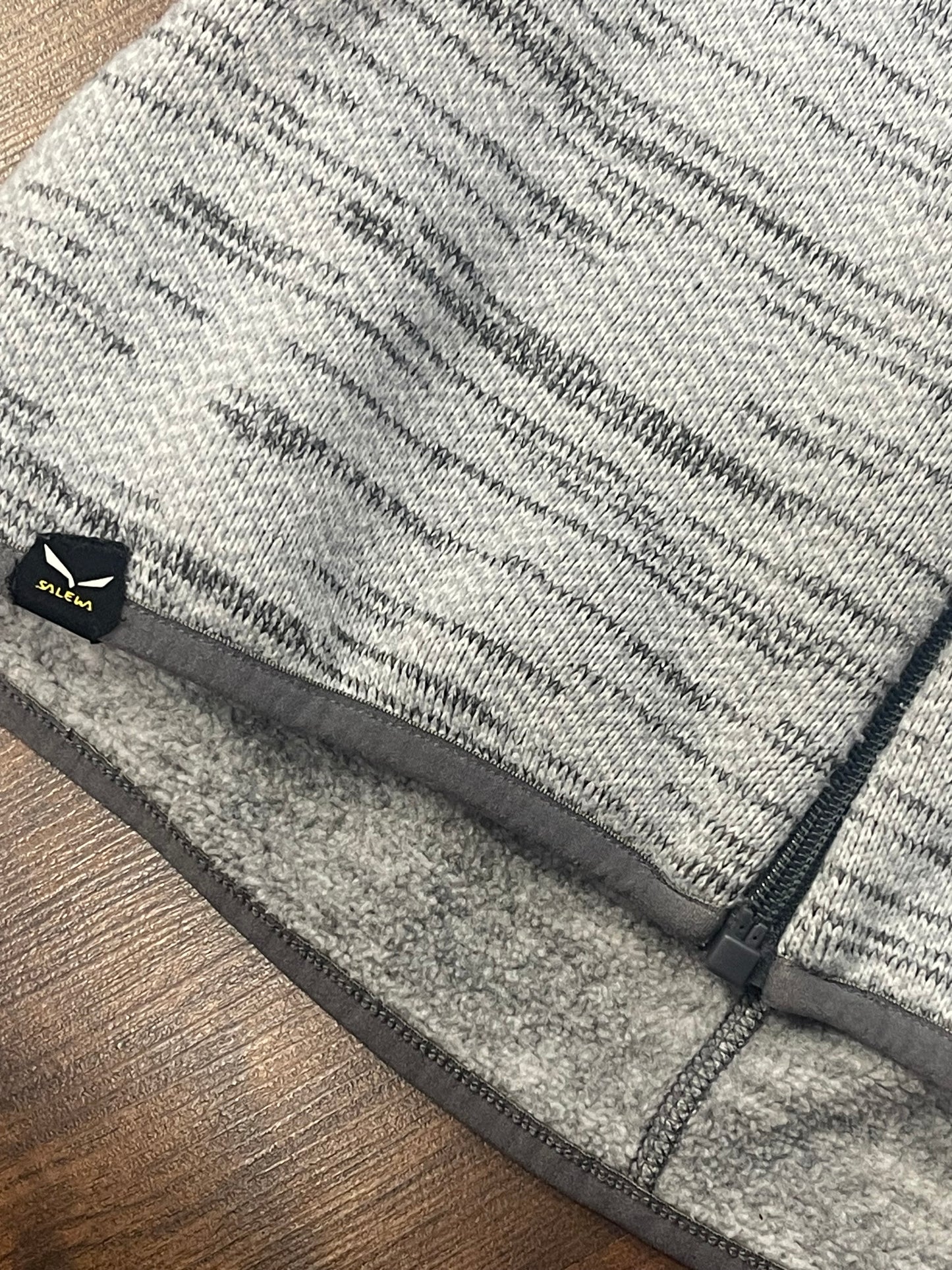 Fleece Jacke von Salewa (XS Damen) Kapuzenjacke Strickoptik grau