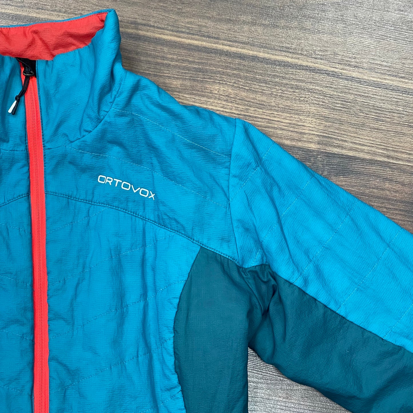 Jacke von Ortovox Swisswool inside (S Damen) blau-türkis