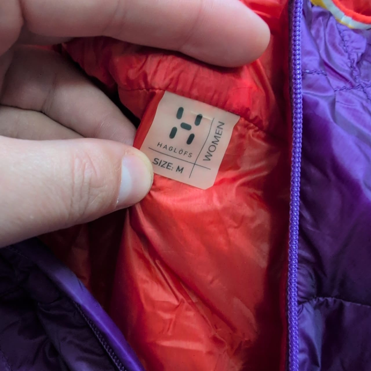 Ultraleichte Isolations Jacke von Haglöfs (M Damen) Kunstdaune lila