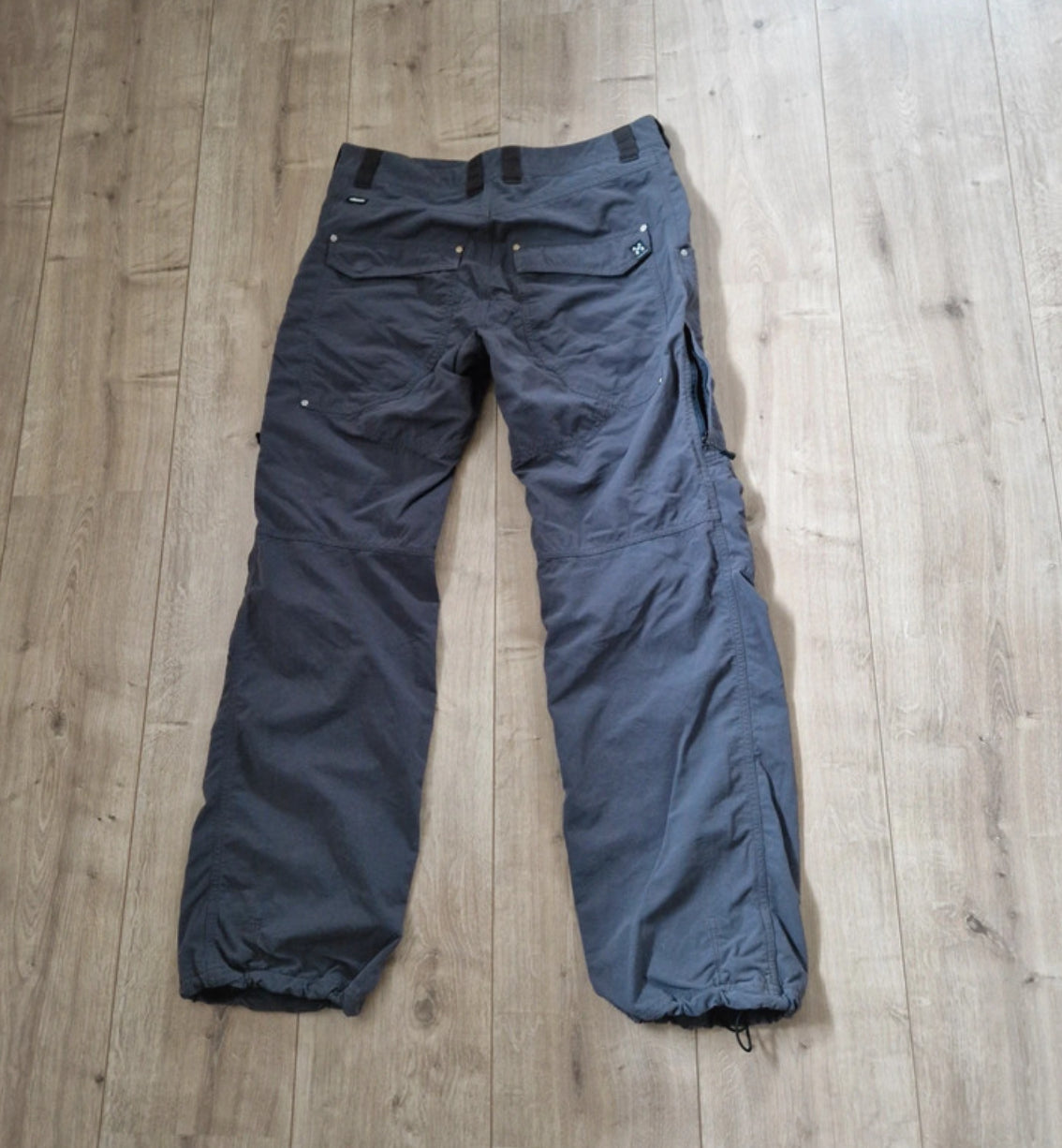 Robuste Trekking Hose von Haglöfs (S Herren) Climatic grau