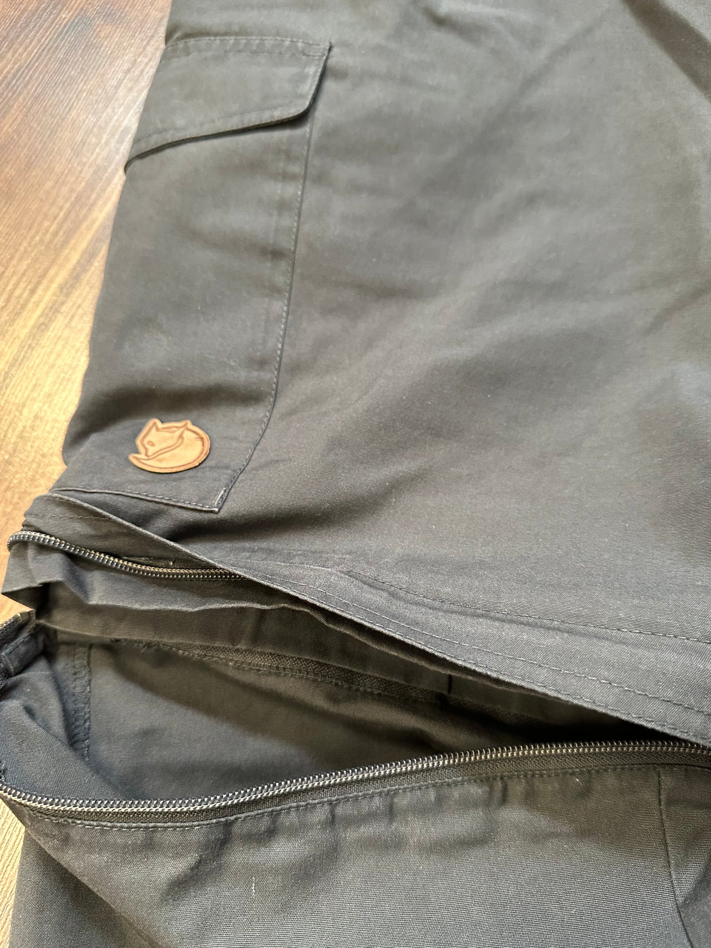 Zip Off 2in1 Hose von Fjällräven (L / 40 Damen) G-1000 grau