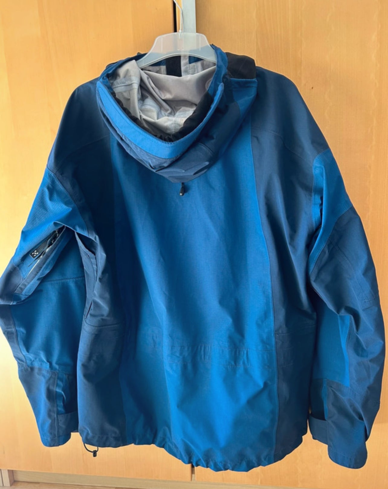 Hardshell Jacke von Haglöfs (L Herren) GoreTex XCR blau